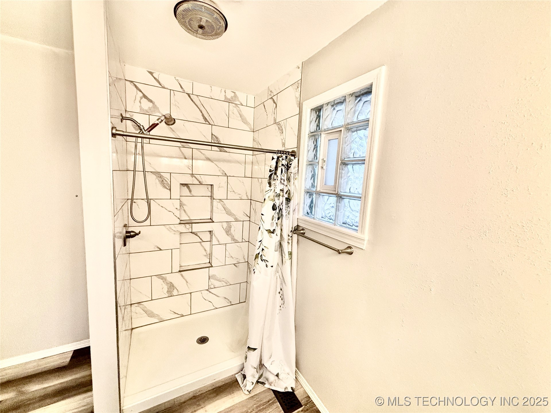 413804 E 1212 Road Property Photo 38