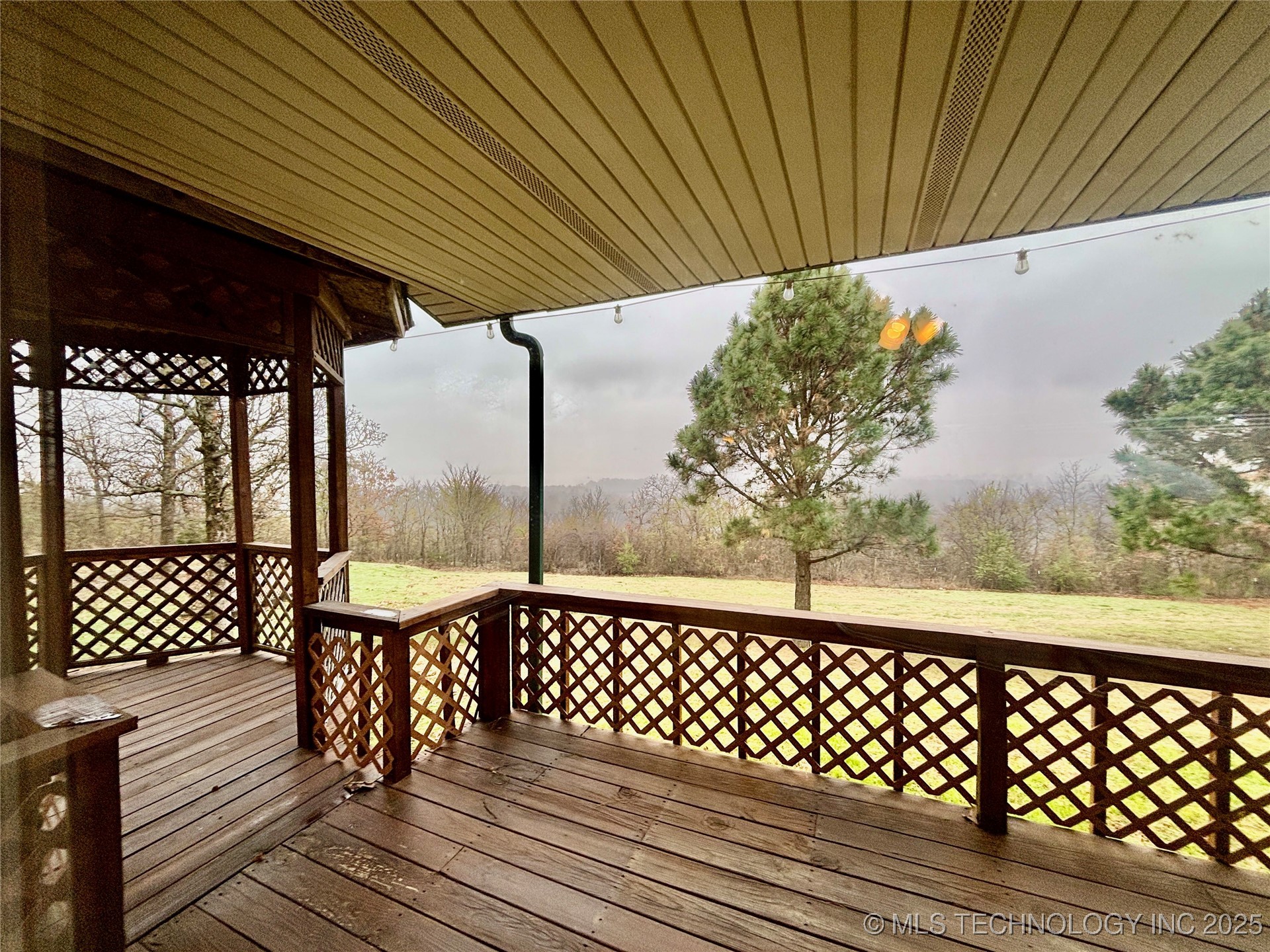 413804 E 1212 Road Property Photo 41