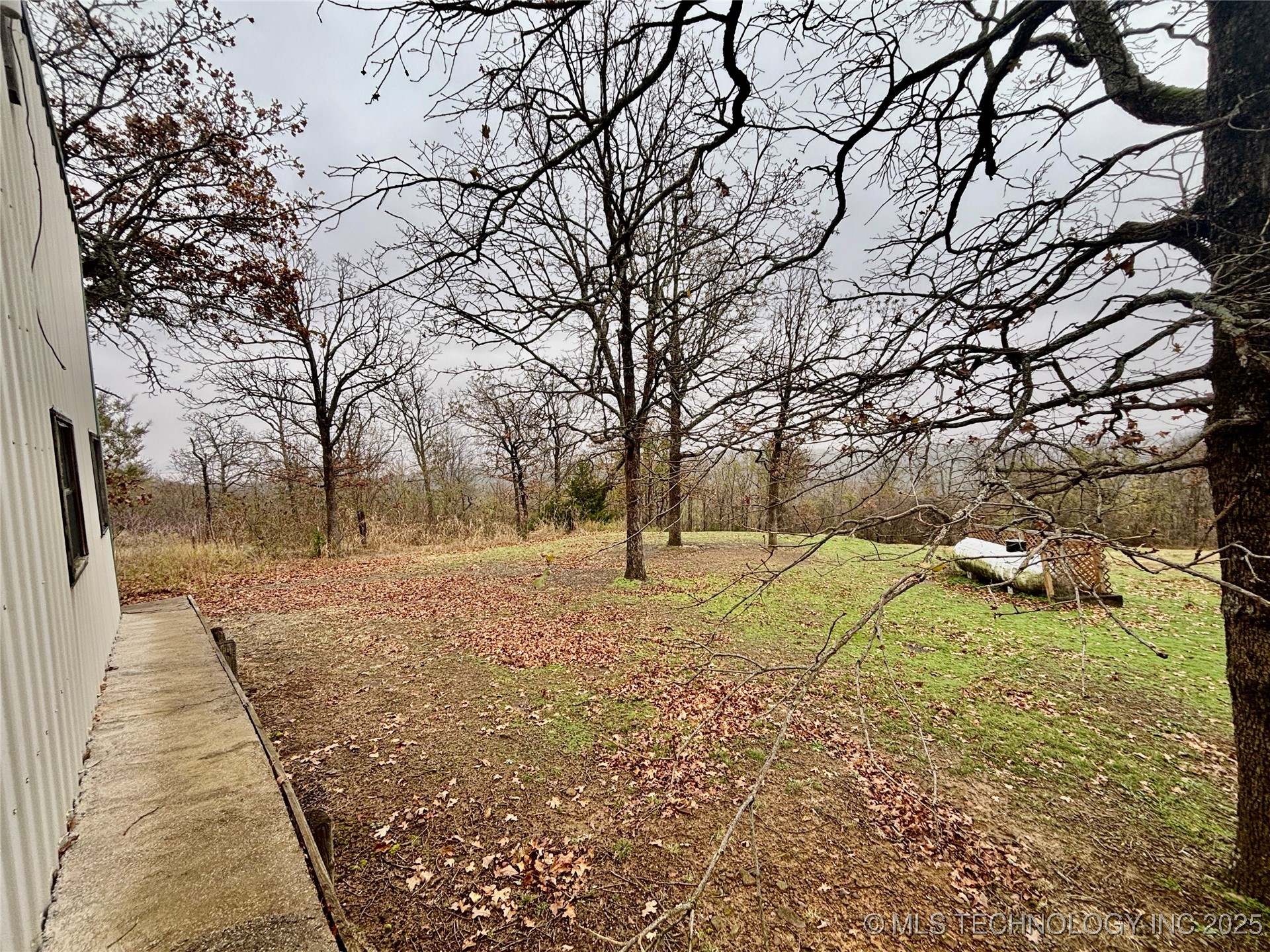 413804 E 1212 Road Property Photo 63