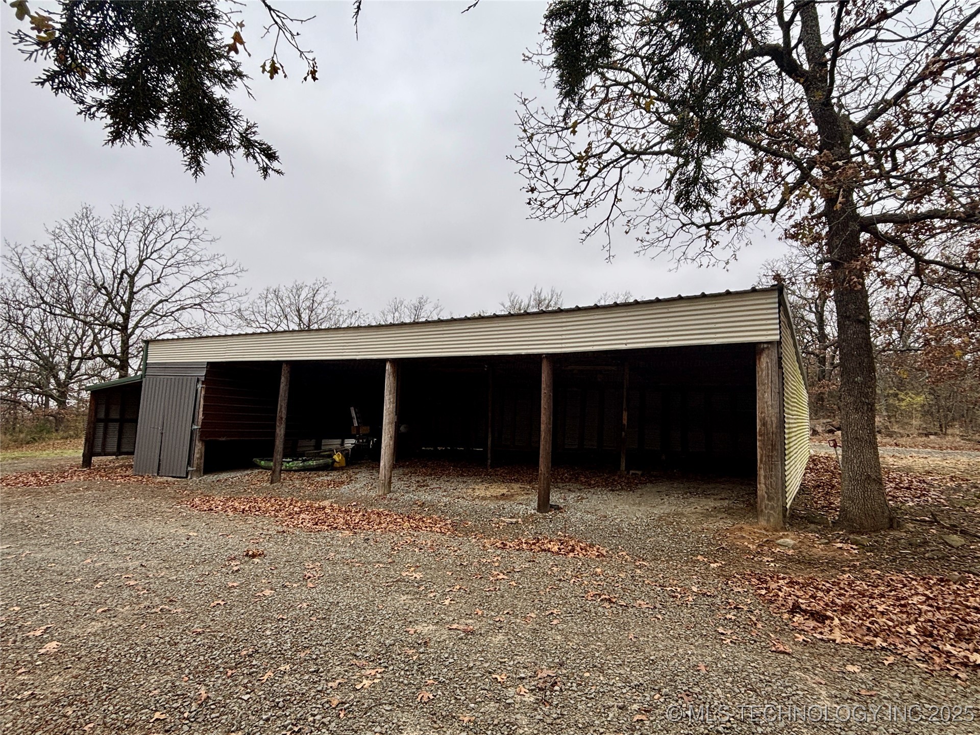 413804 E 1212 Road Property Photo 65
