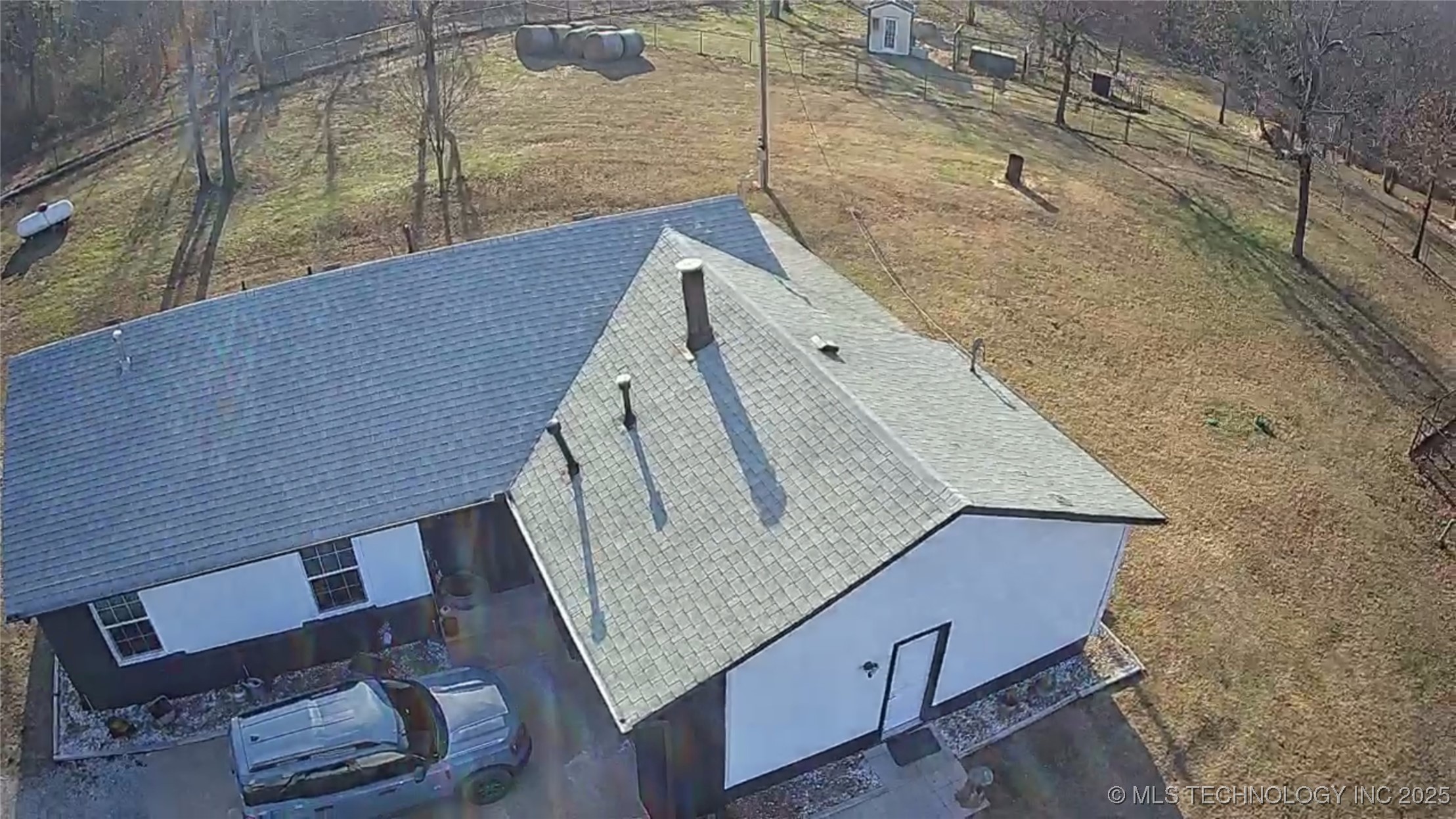 4251 Norfolk Avenue Property Photo 5