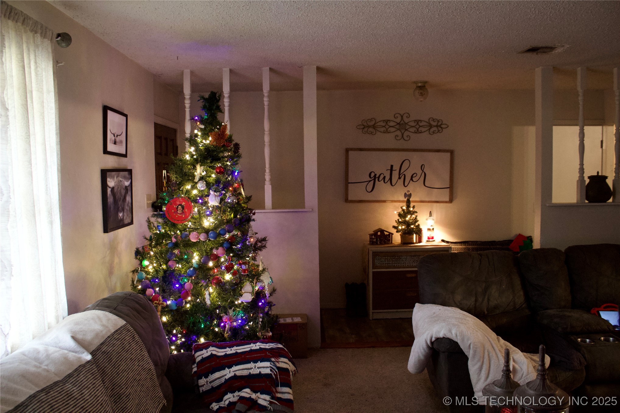 107 S Day Property Photo 11