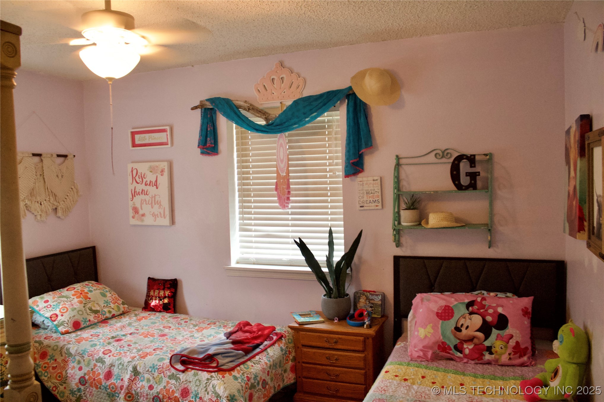 107 S Day Property Photo 21