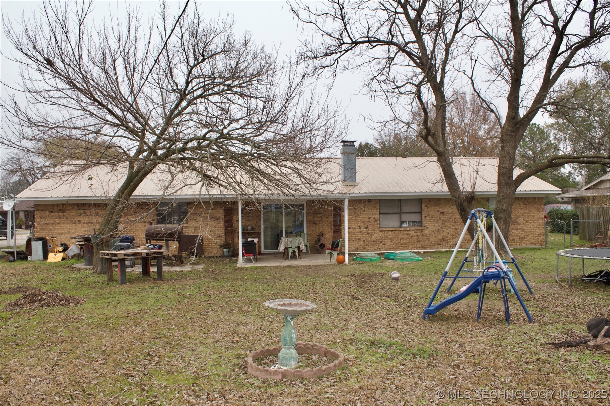 107 S Day Property Photo 39
