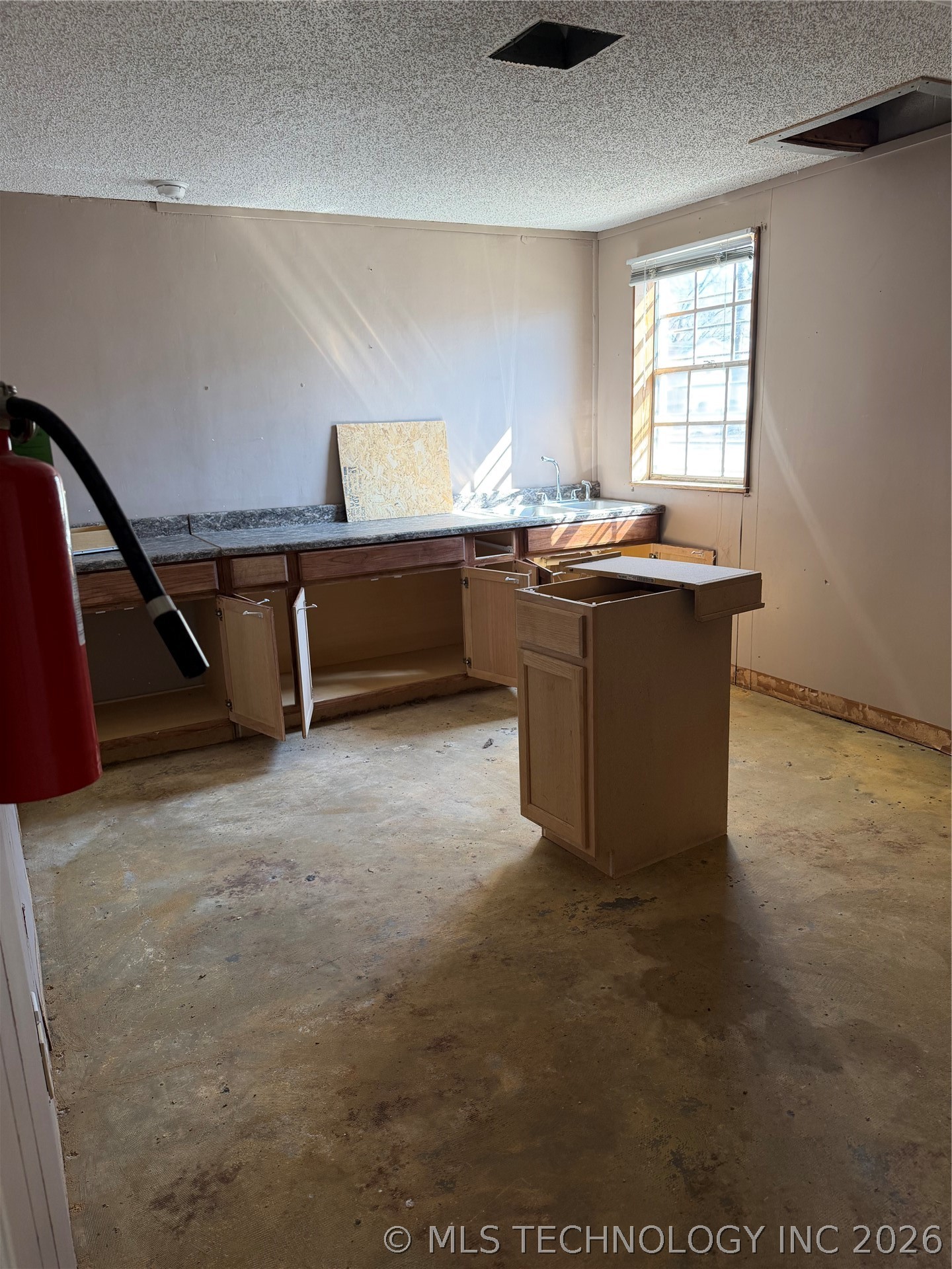 401 S 2nd Street Property Photo 15