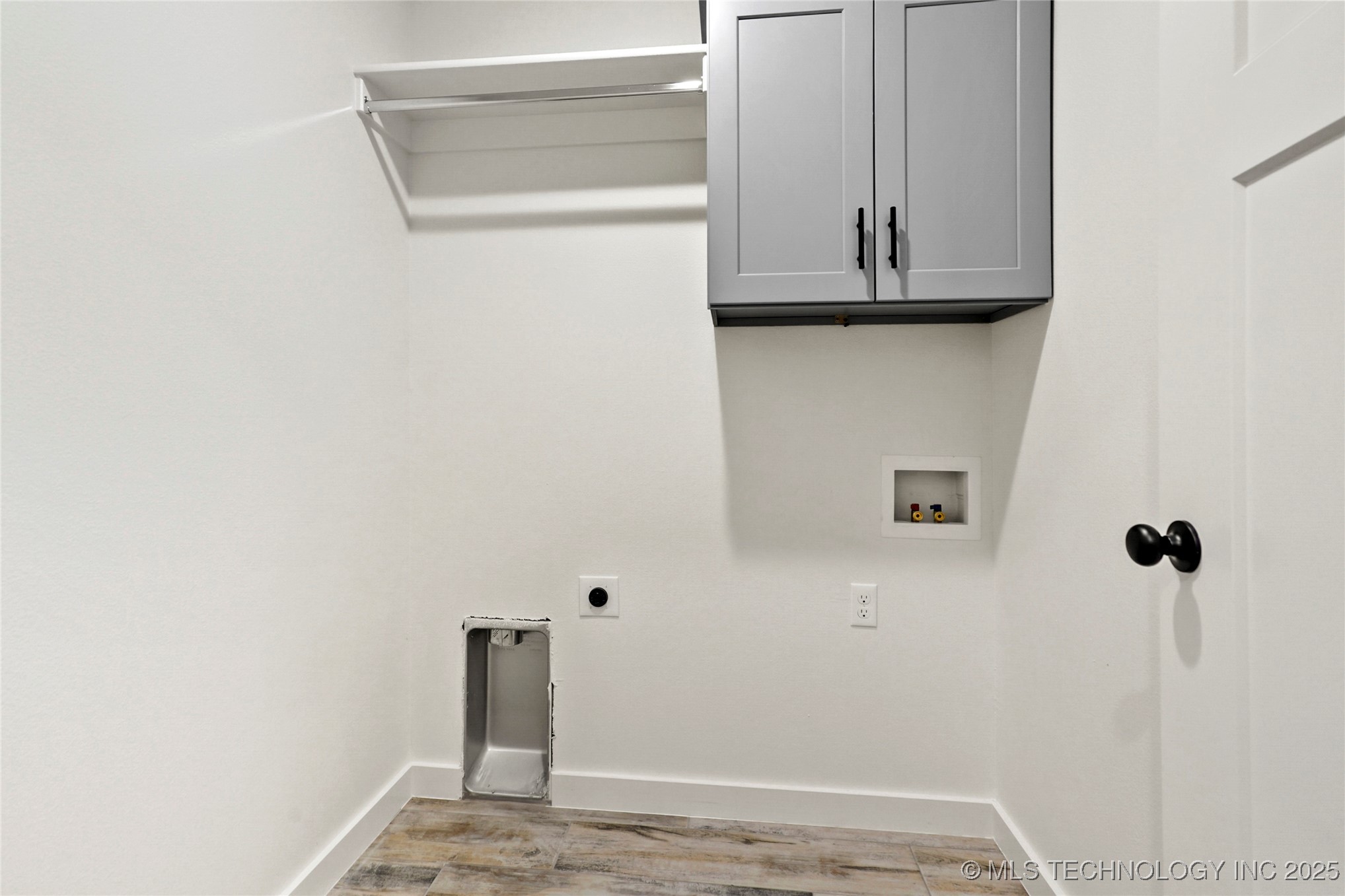 821 E 11th Street Property Photo 20