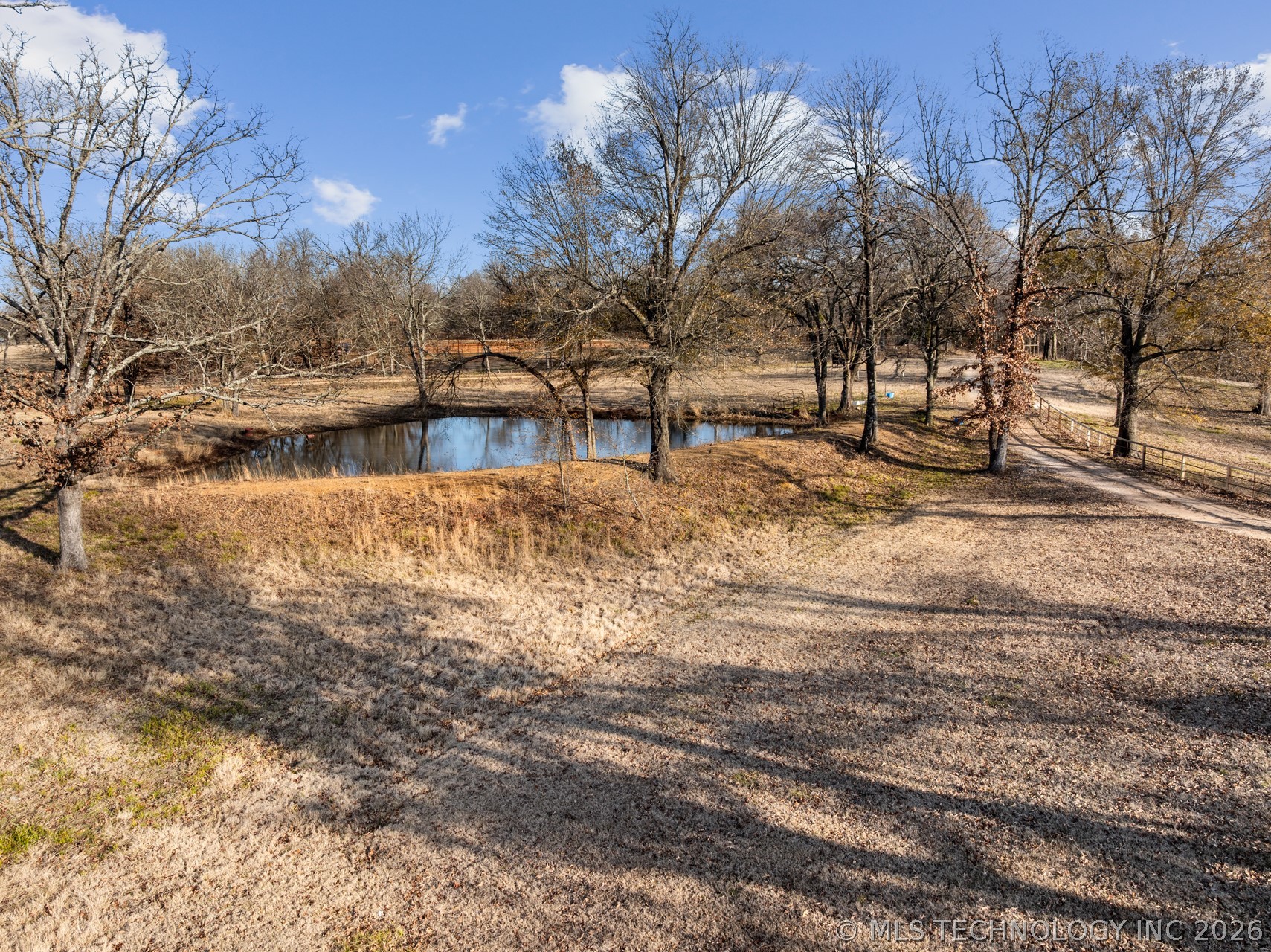 1292 E 2070 Road Property Photo 2