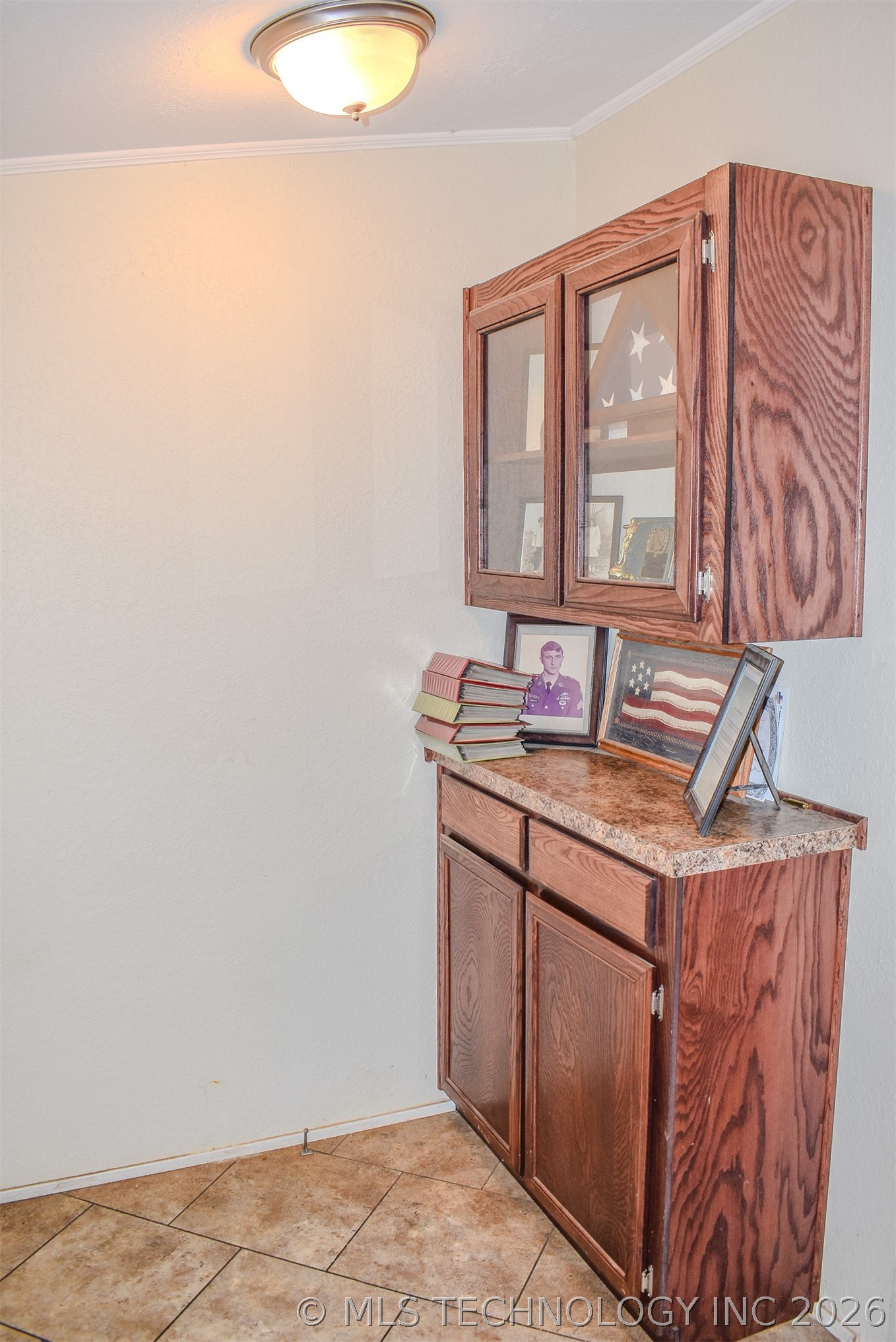 1292 E 2070 Road Property Photo 7