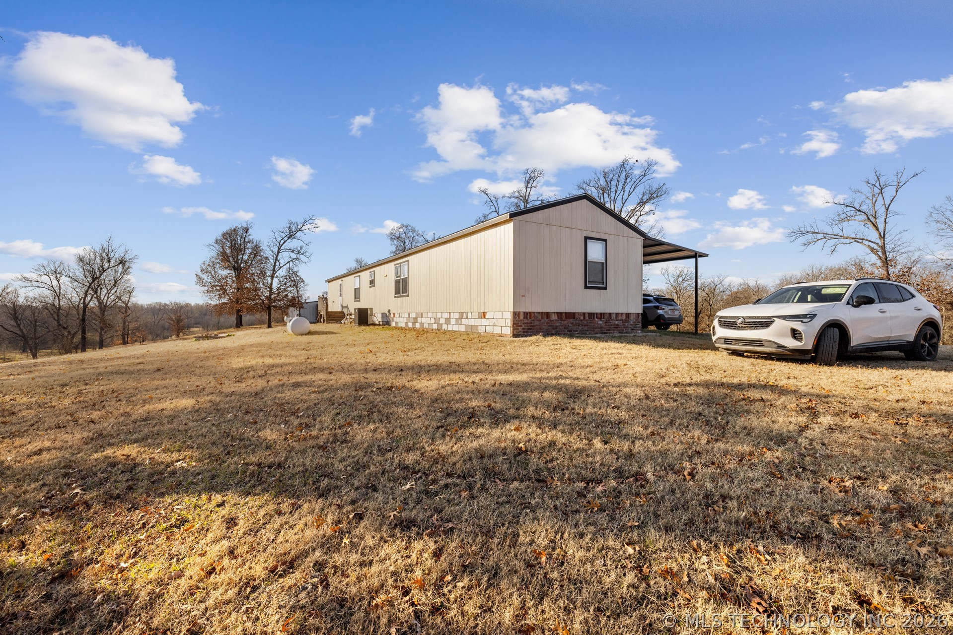 1292 E 2070 Road Property Photo 32