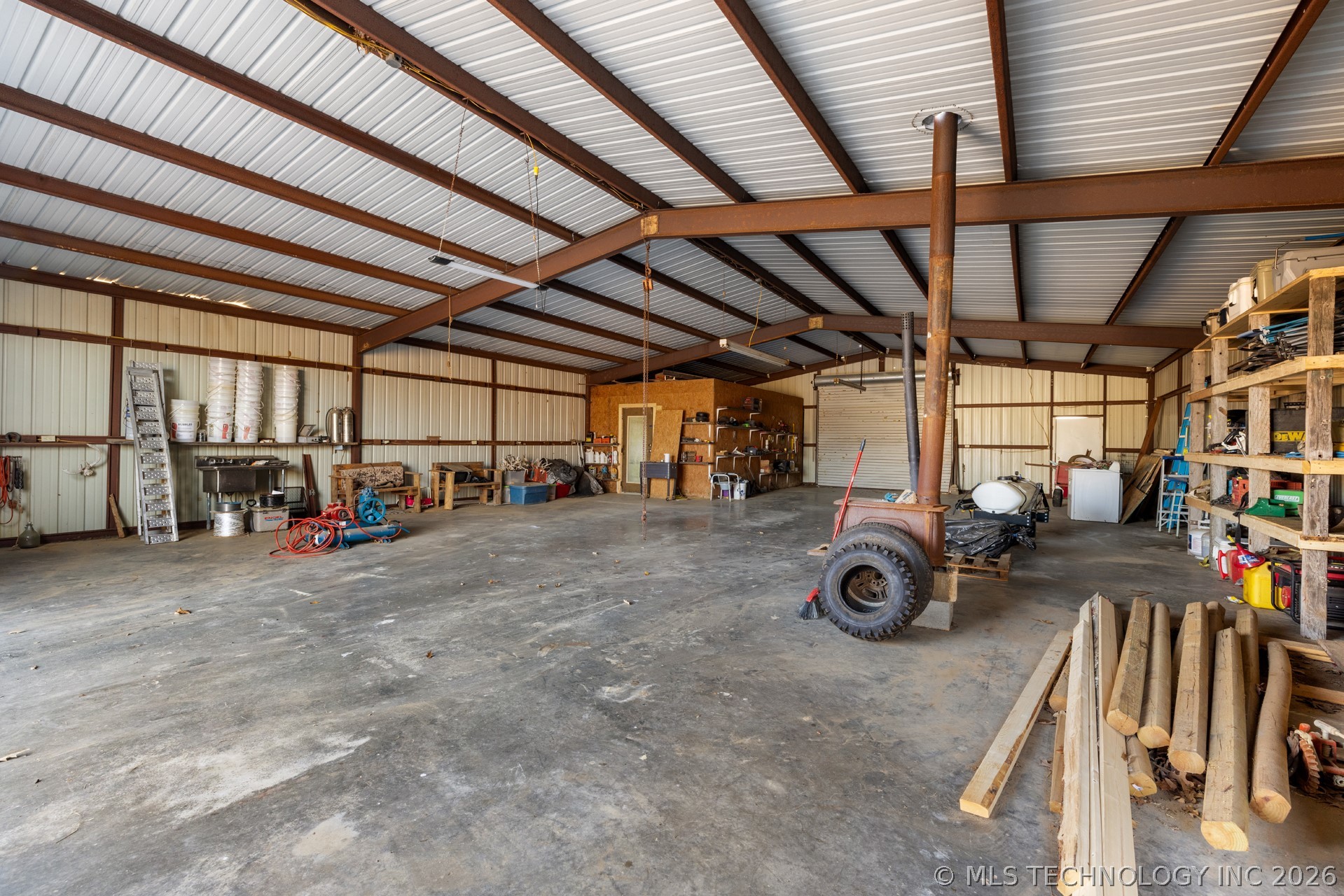 1292 E 2070 Road Property Photo 36