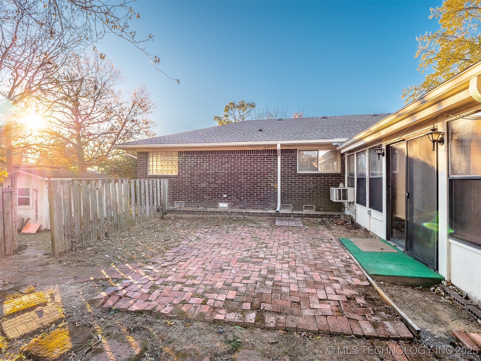 1708 Louise Drive Property Photo 6