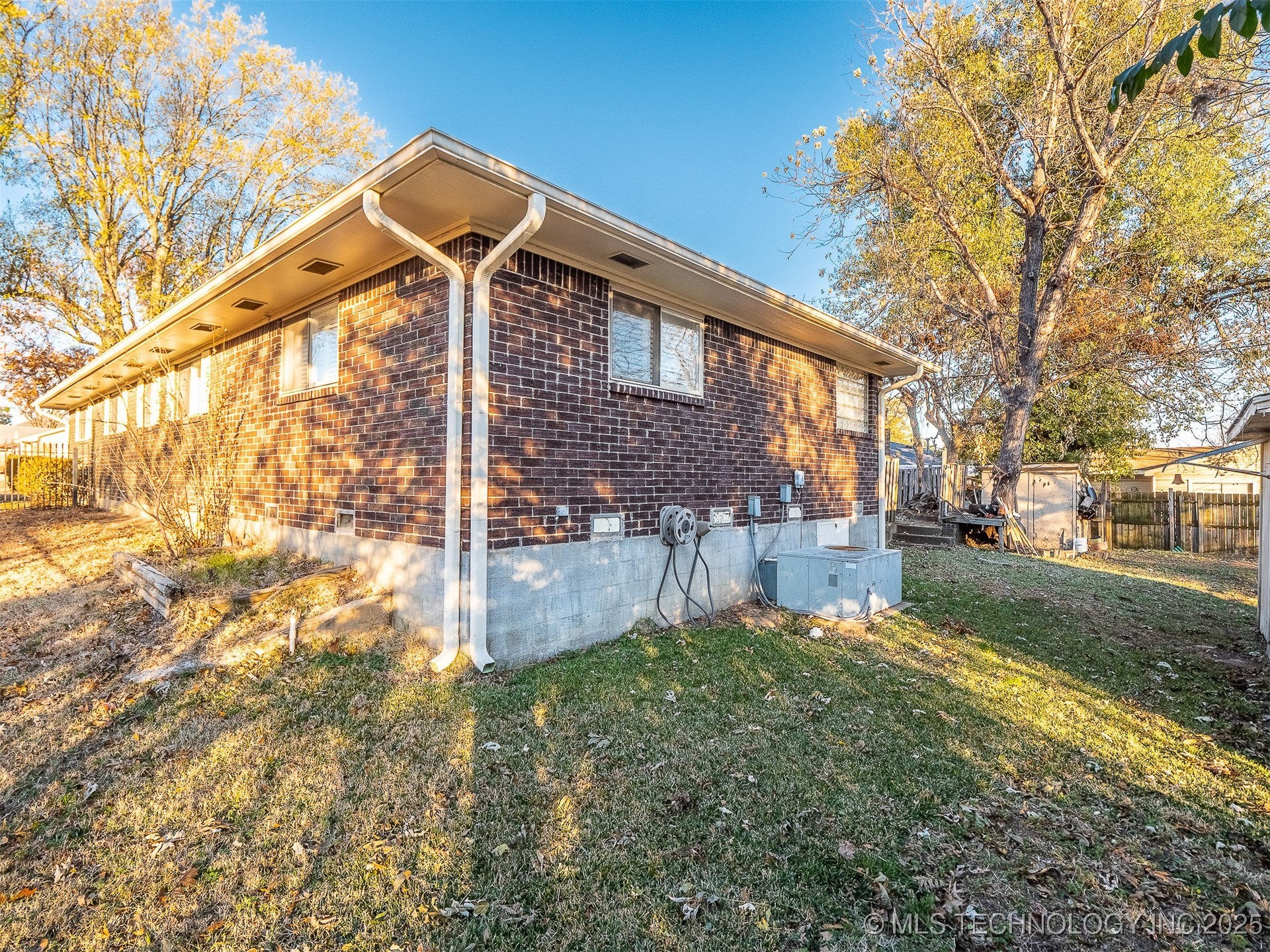 1708 Louise Drive Property Photo 8