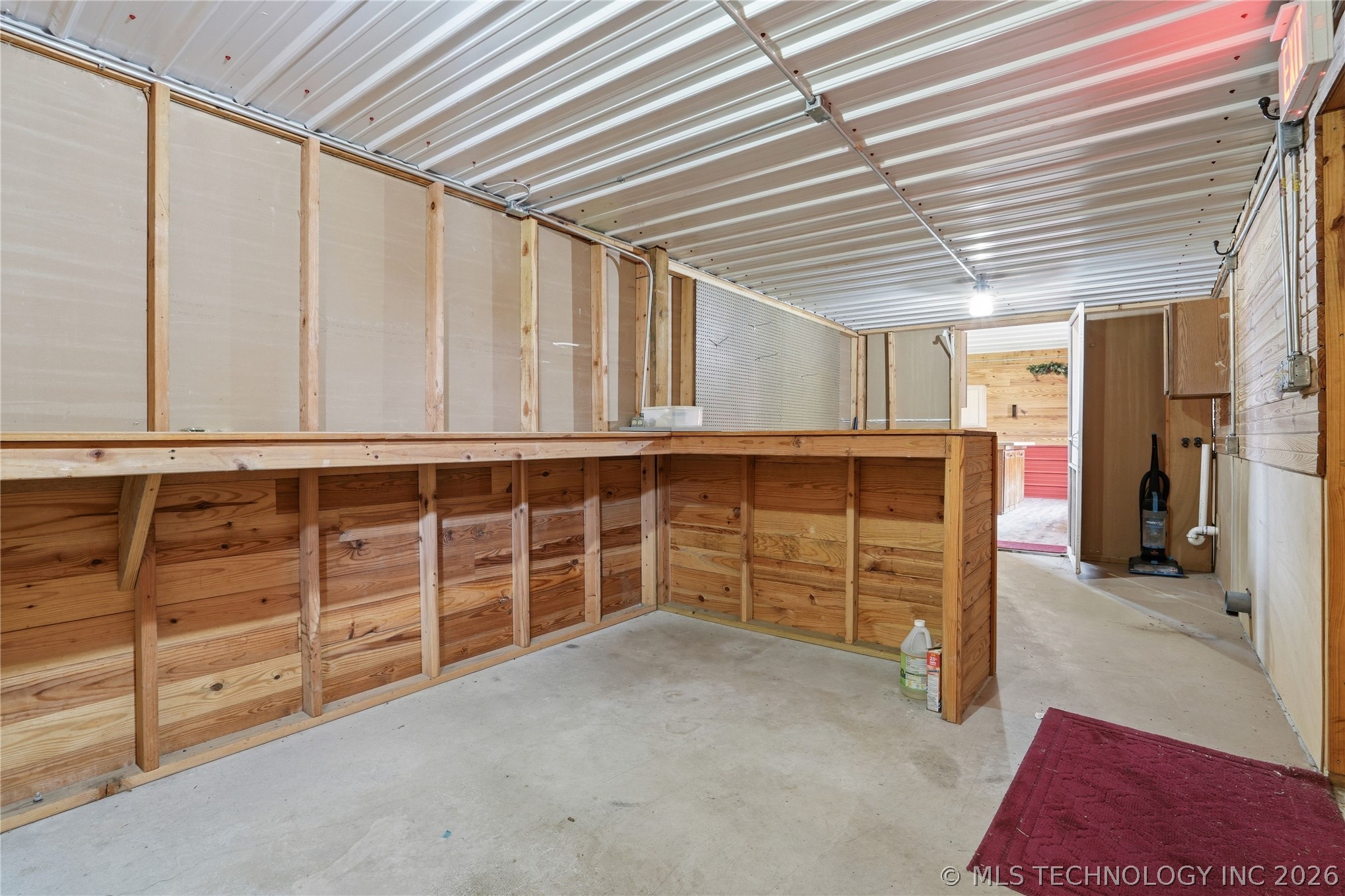 113 S Wilder Property Photo 30