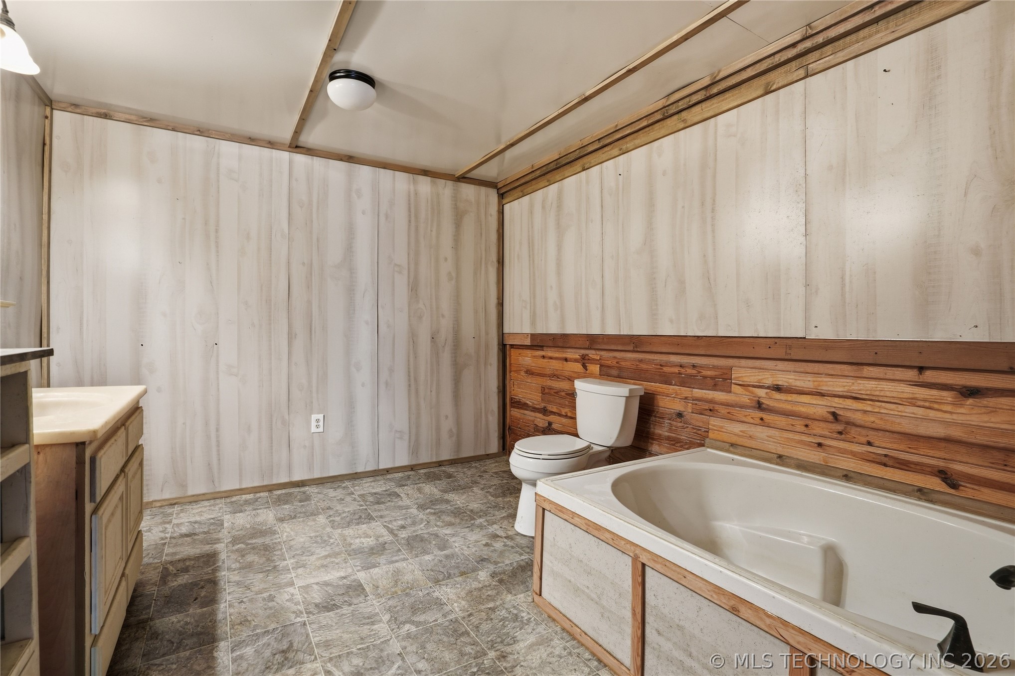 113 S Wilder Property Photo 39