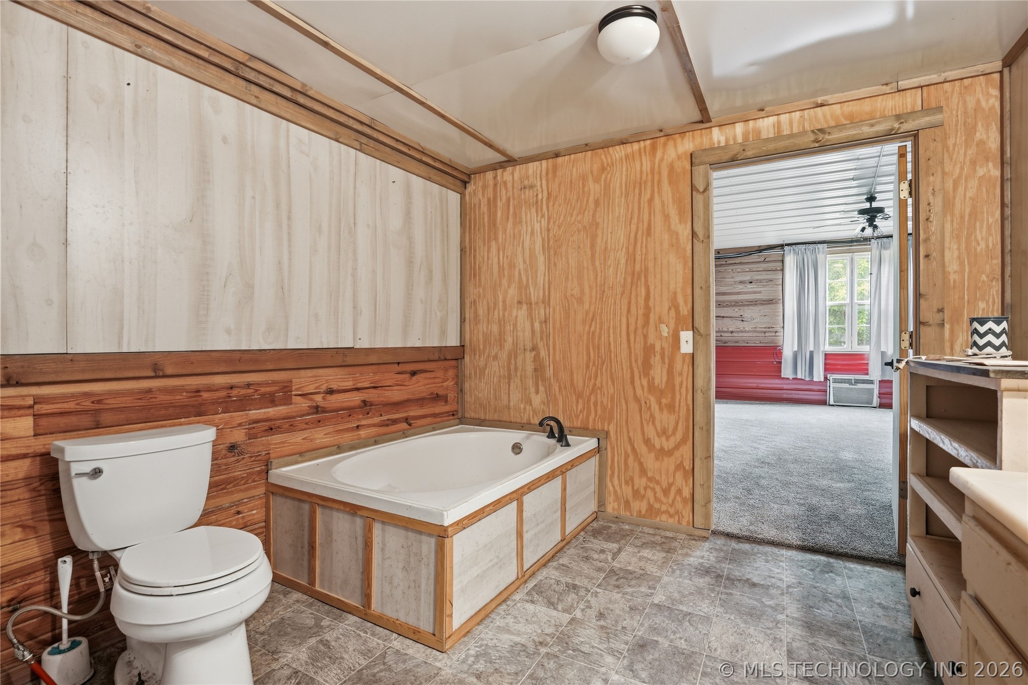 113 S Wilder Property Photo 41