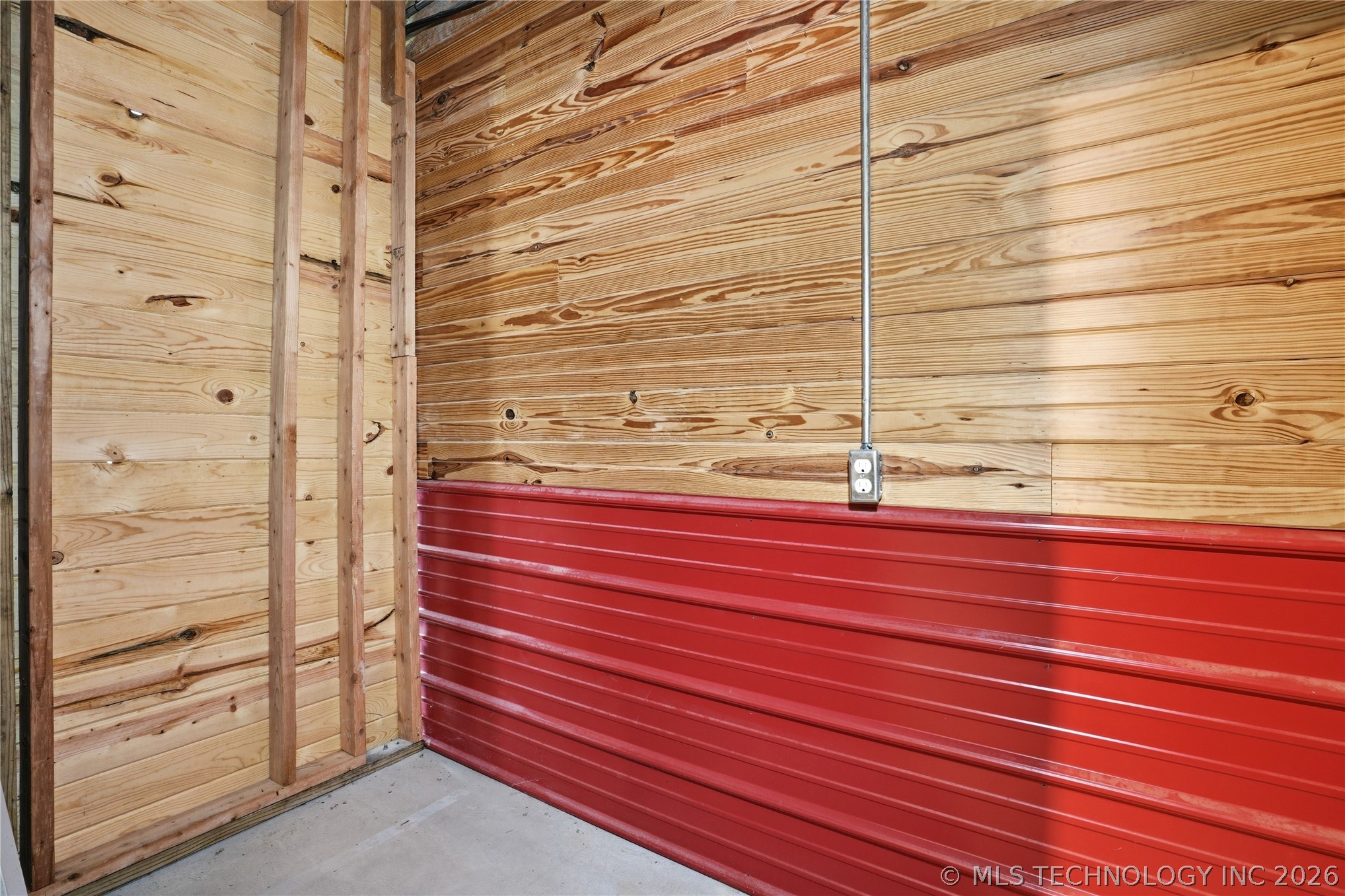 113 S Wilder Property Photo 44