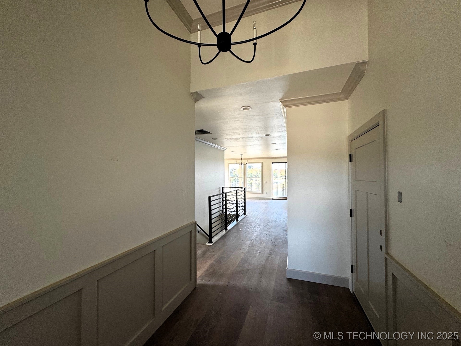 12113 Bridge Pointe Property Photo 3