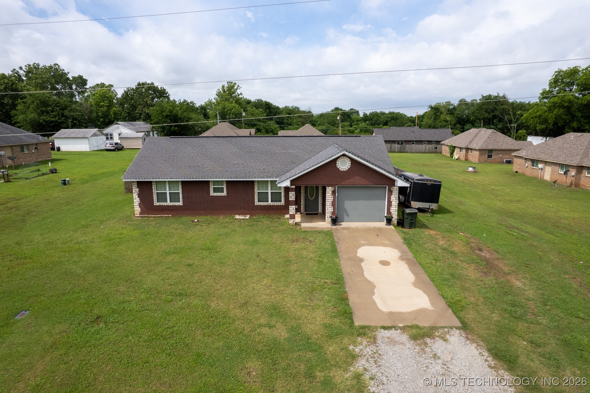 609 W Smiser Road Property Photo 2