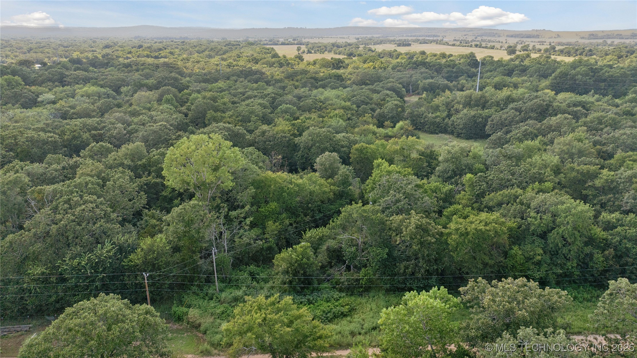 10 Fox Run Run Property Photo 2