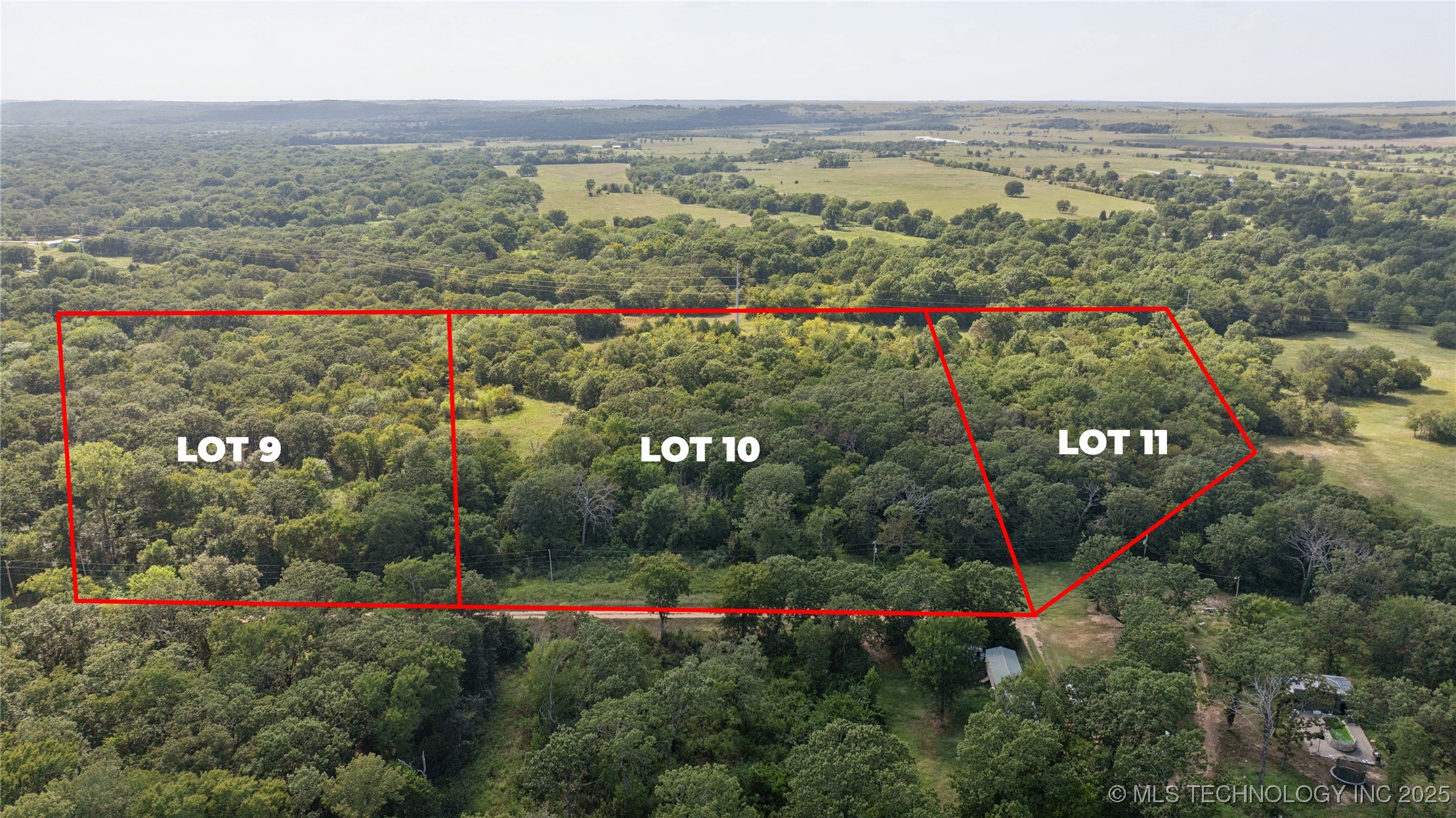 11 Fox Run Run Property Photo 1