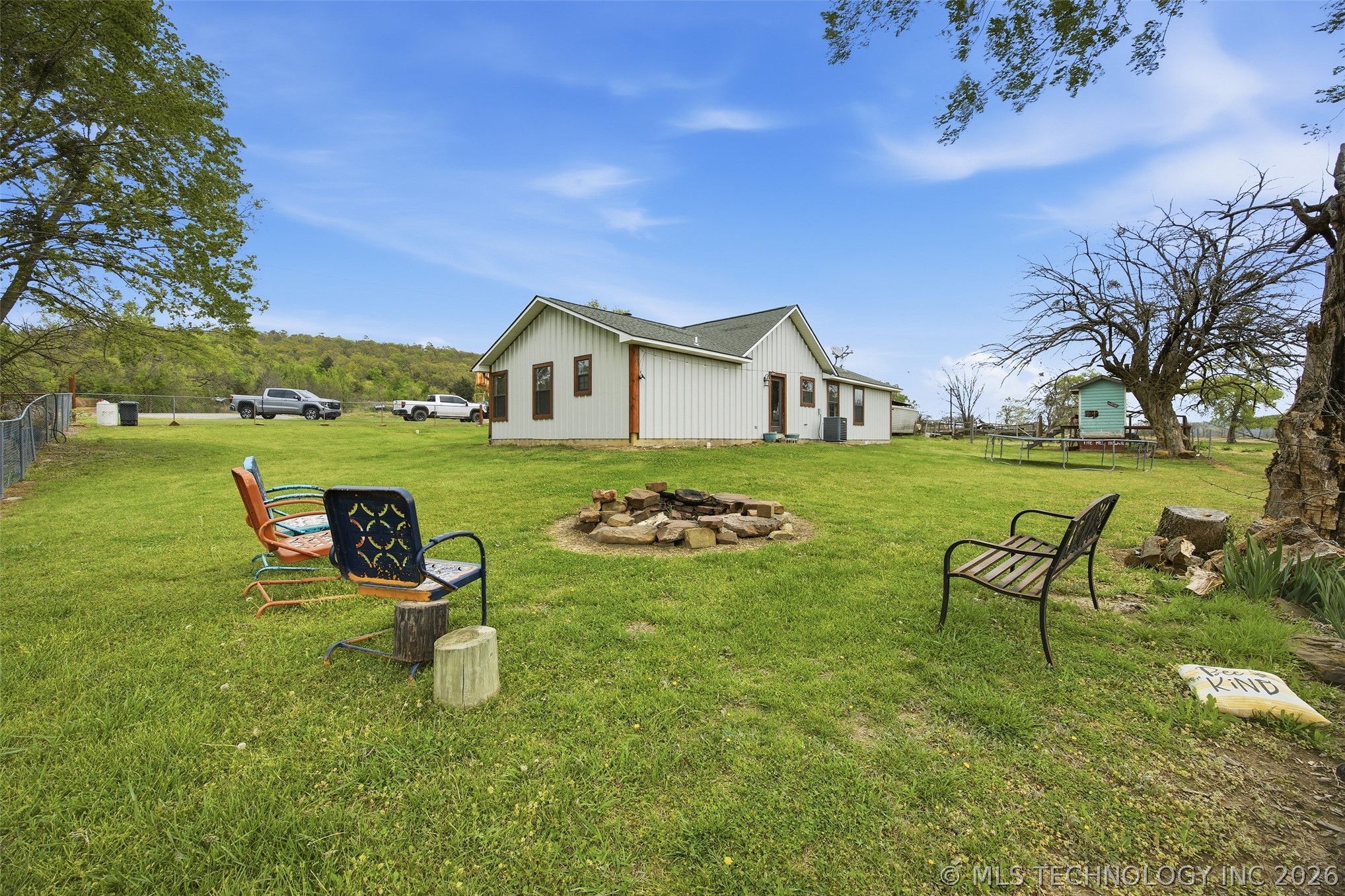 8446 E Greasy Bend Road Property Photo 13