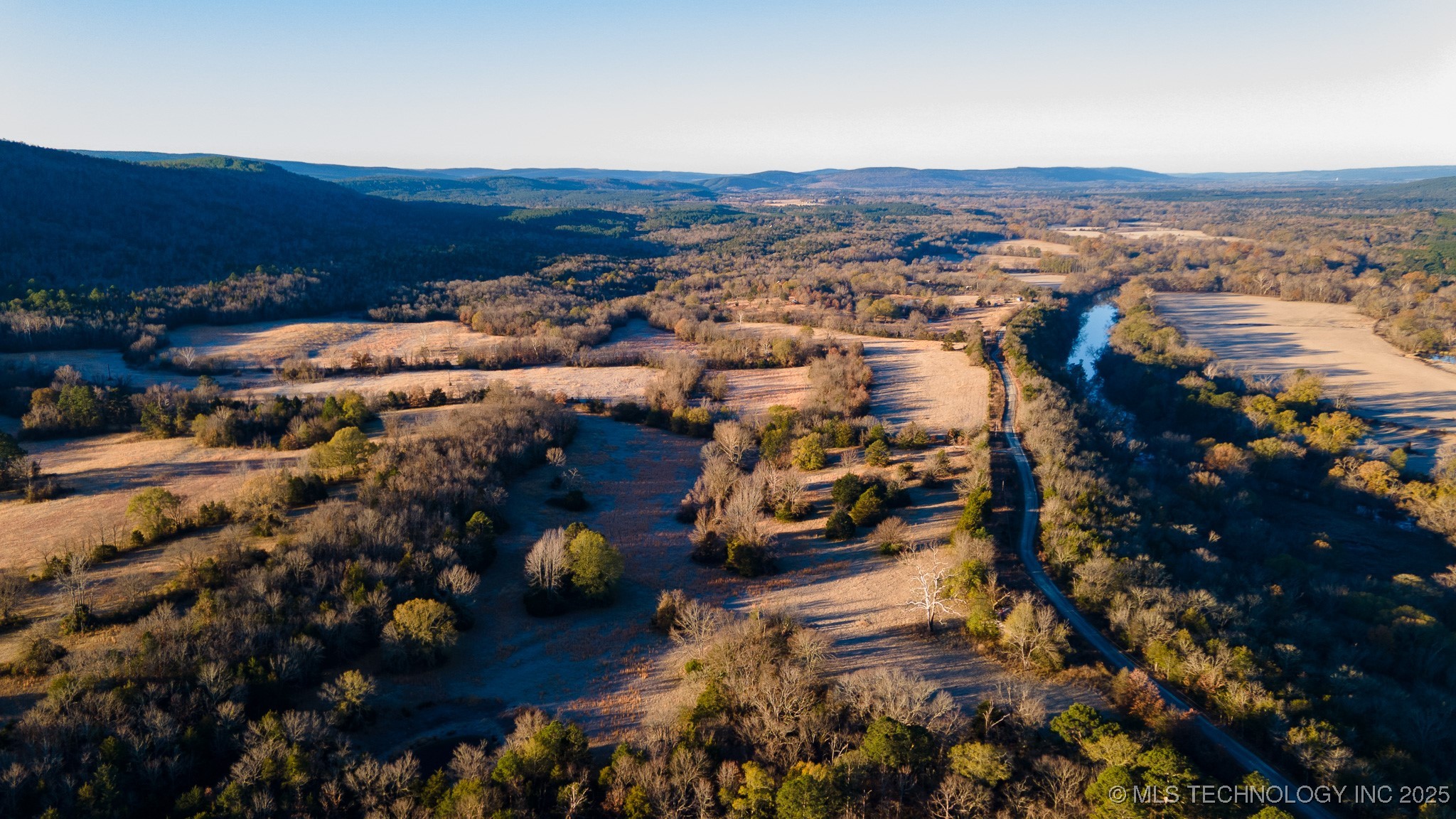 445188 E 1739 Road Property Photo 13