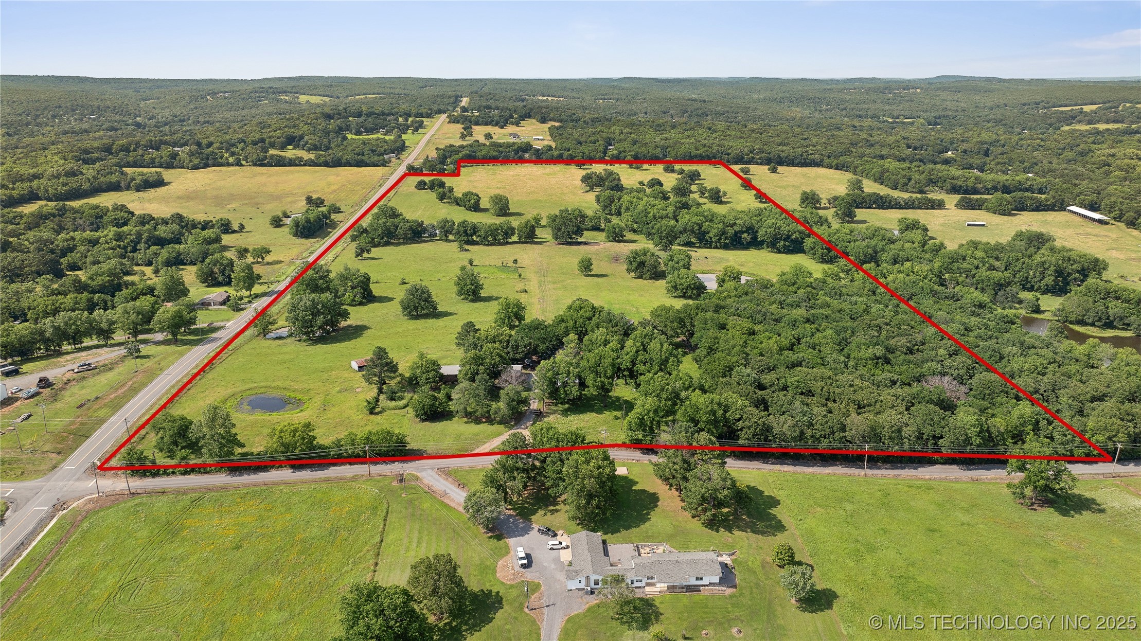 1904 N County Line Road E Property Photo 1