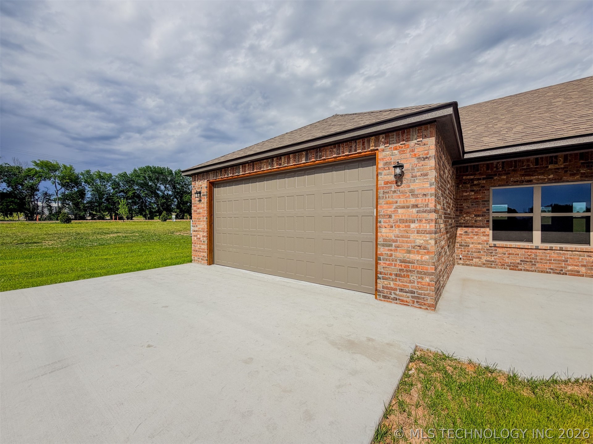 18020 S Vaughn Road Property Photo 6