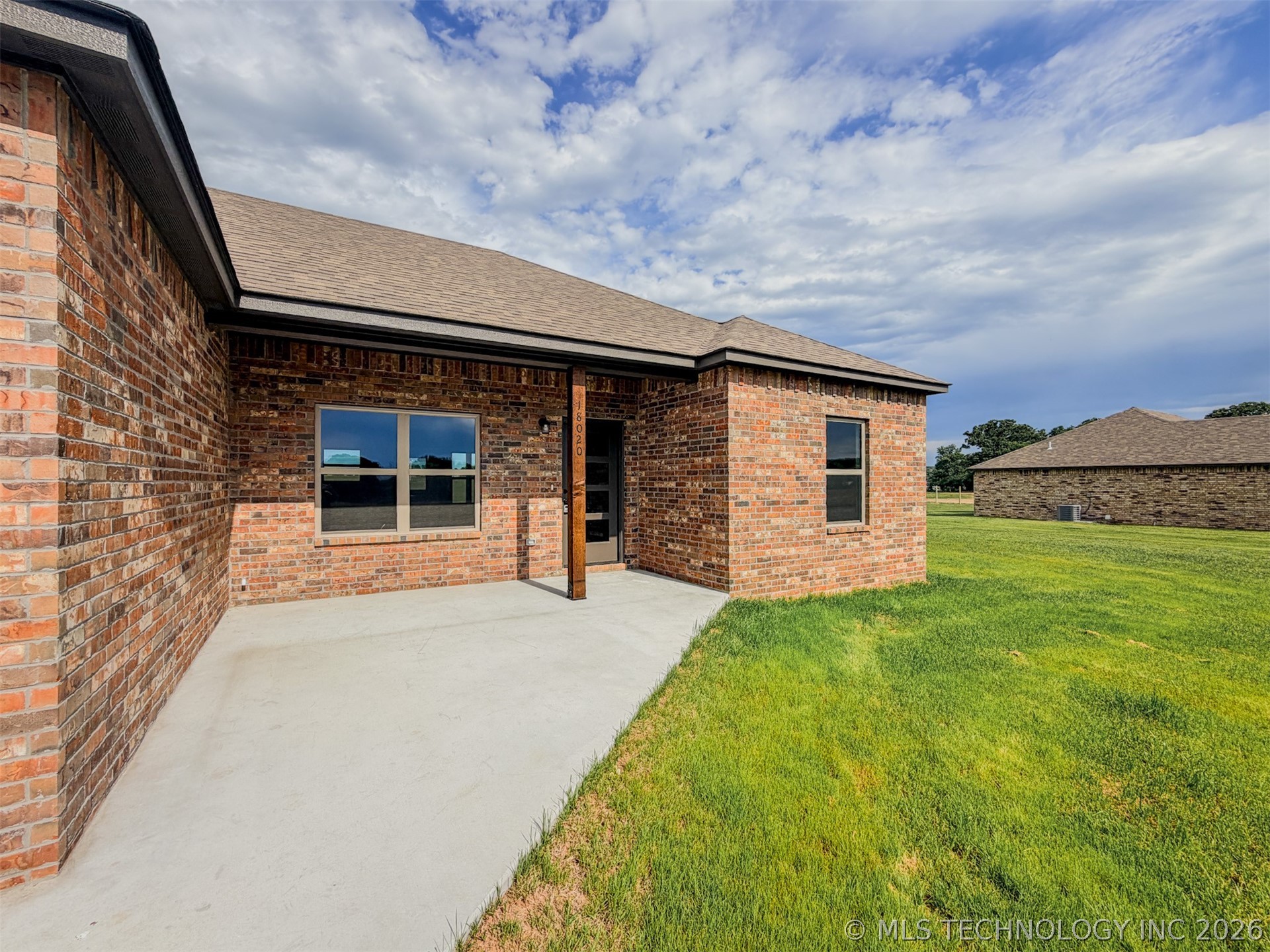18020 S Vaughn Road Property Photo 7