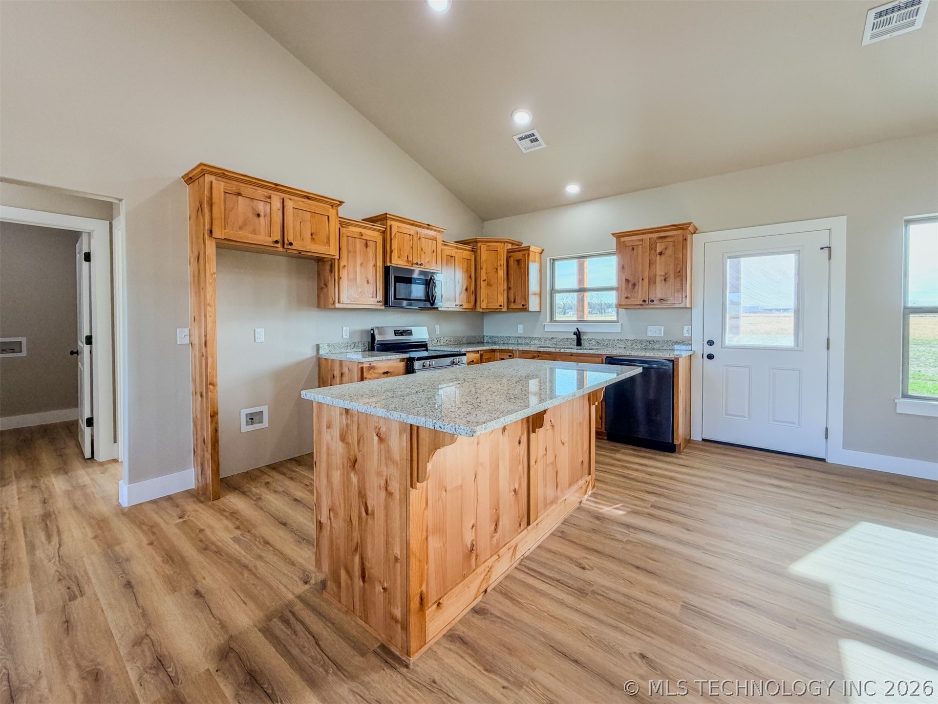 18020 S Vaughn Road Property Photo 17