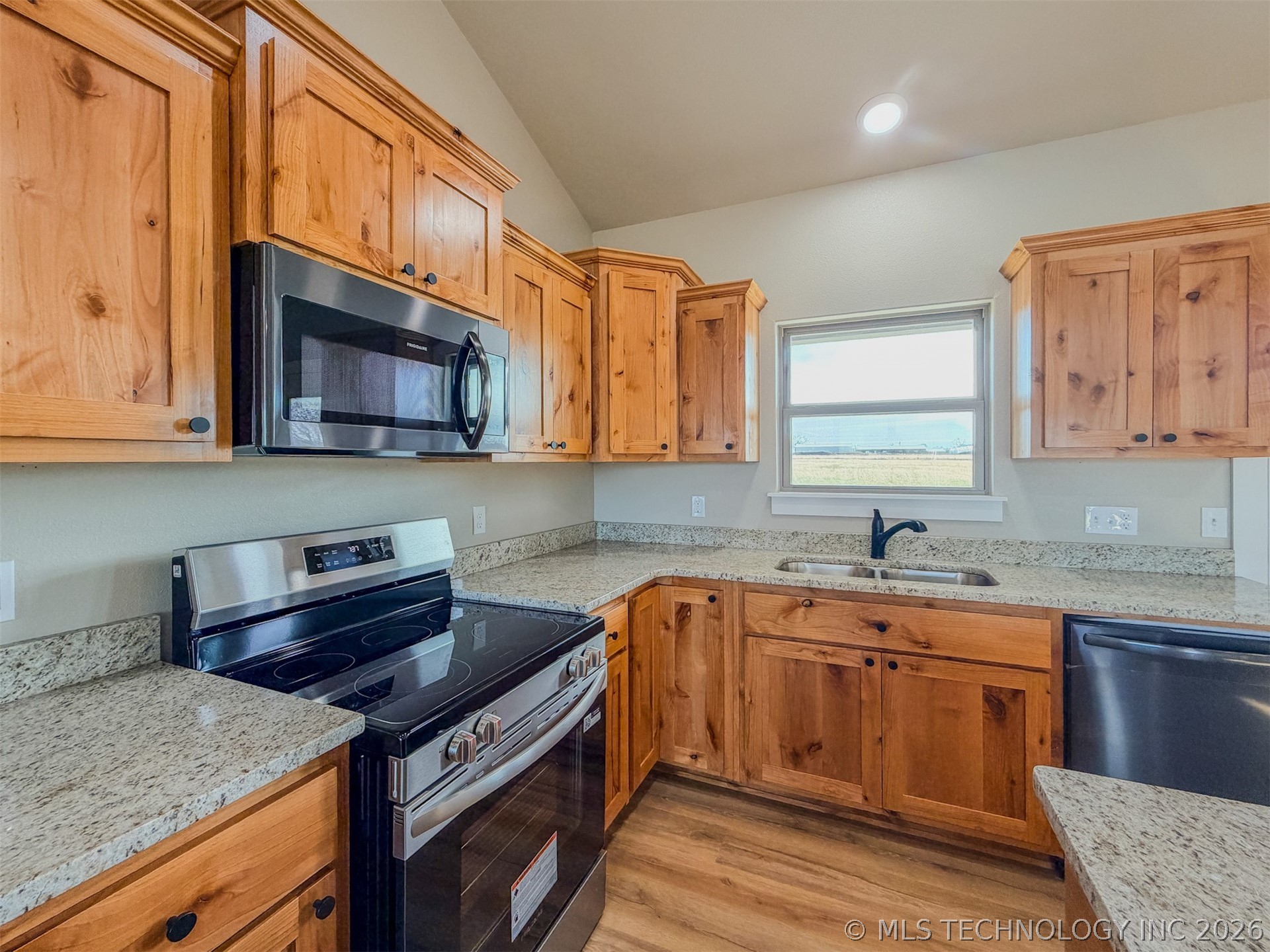 18020 S Vaughn Road Property Photo 20