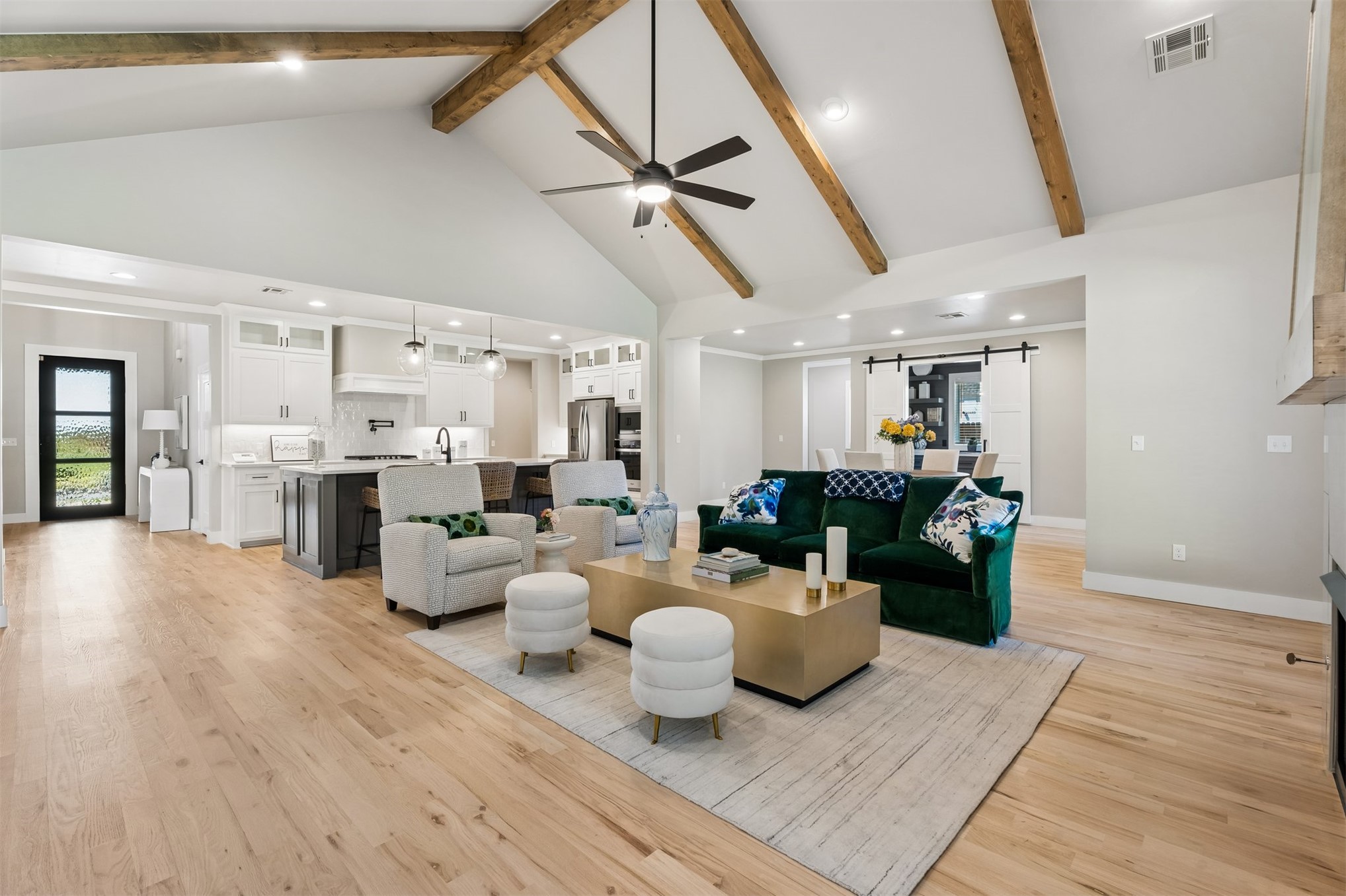 4103 S Dogwood Place Property Photo 8