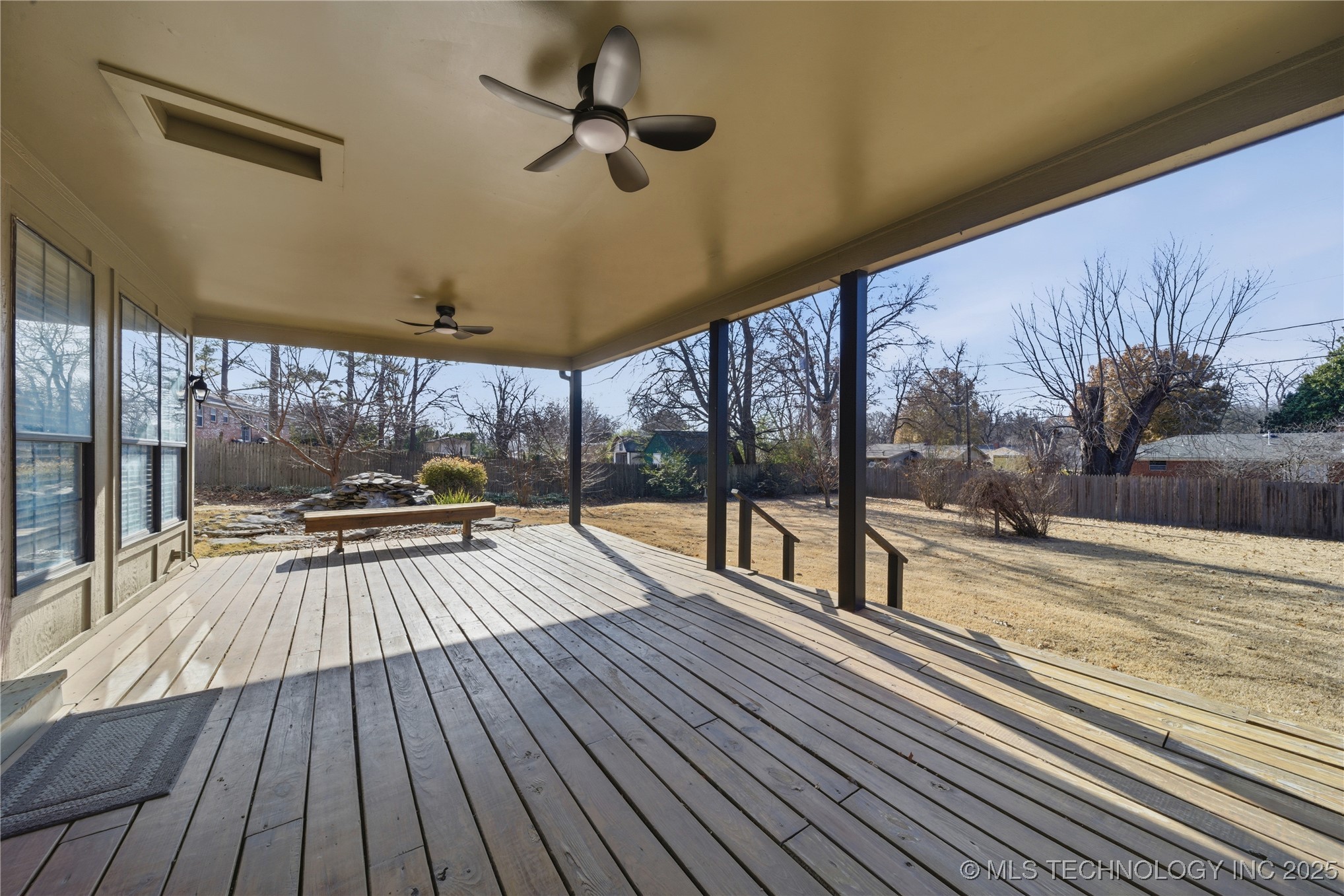 11618 S 74th East Avenue Property Photo 18