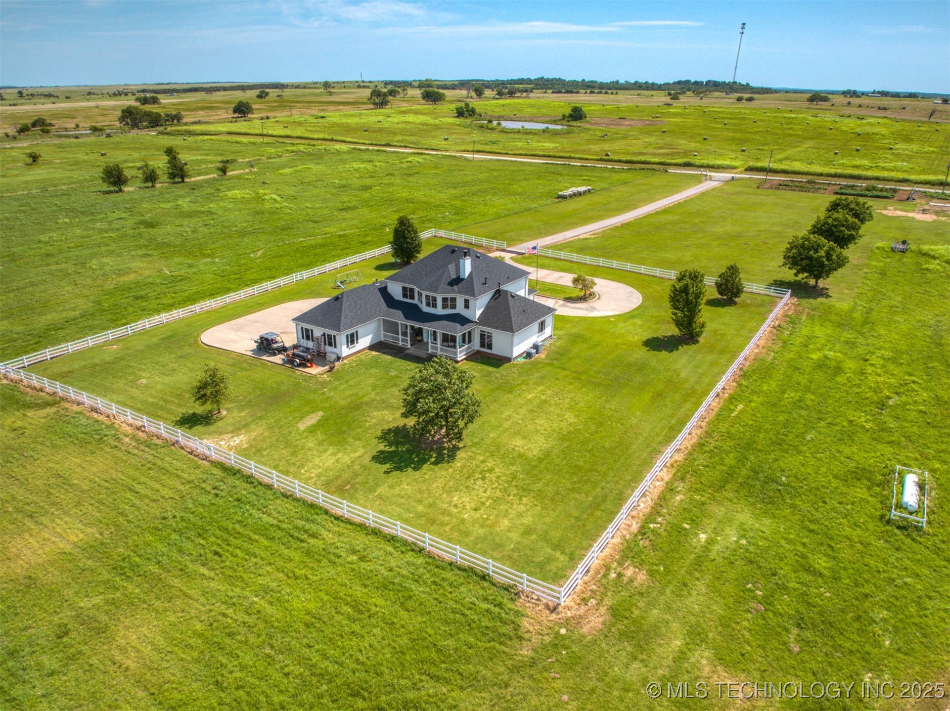 3461 N 3735 Property Photo 9