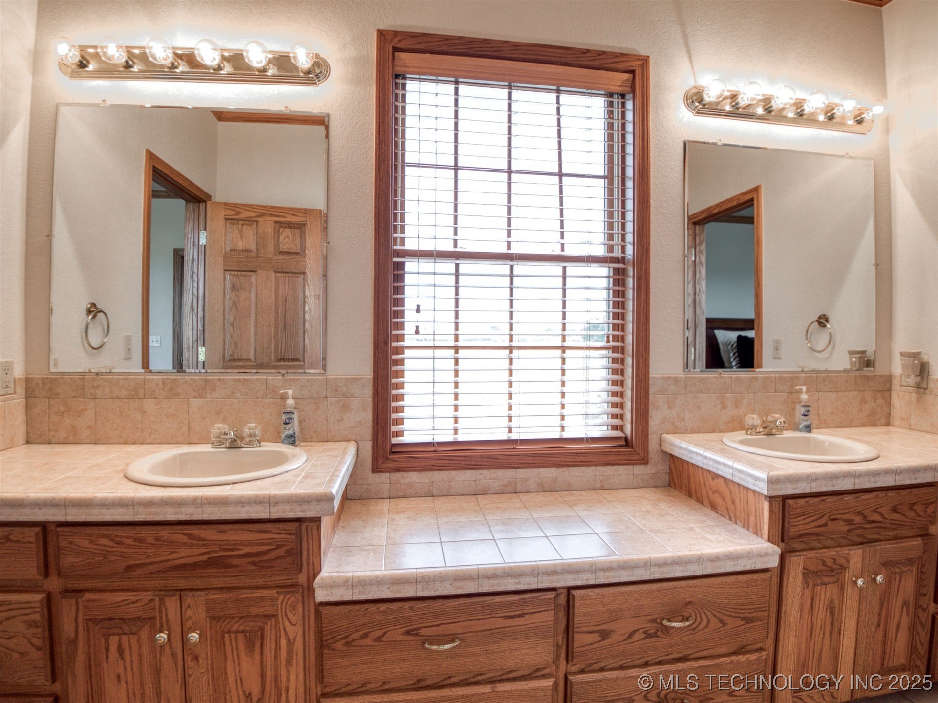 3461 N 3735 Property Photo 77