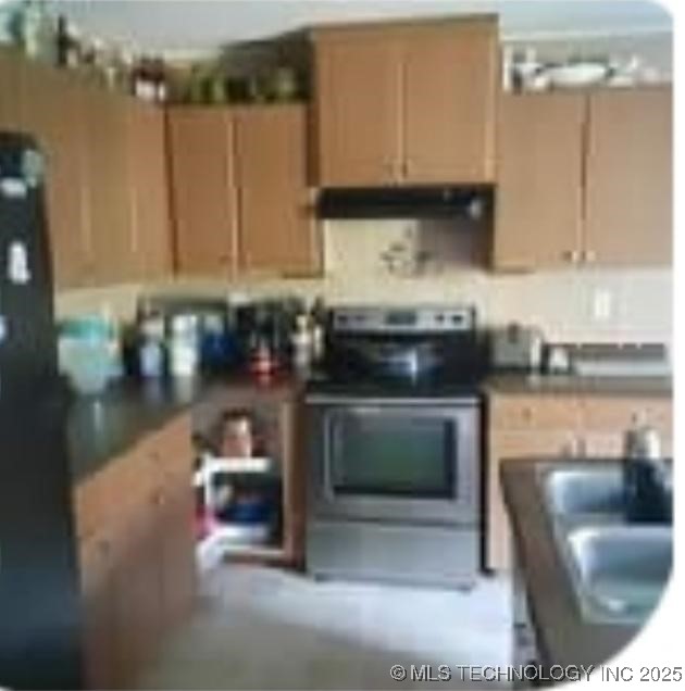 8420 S 145th West Avenue Property Photo 16
