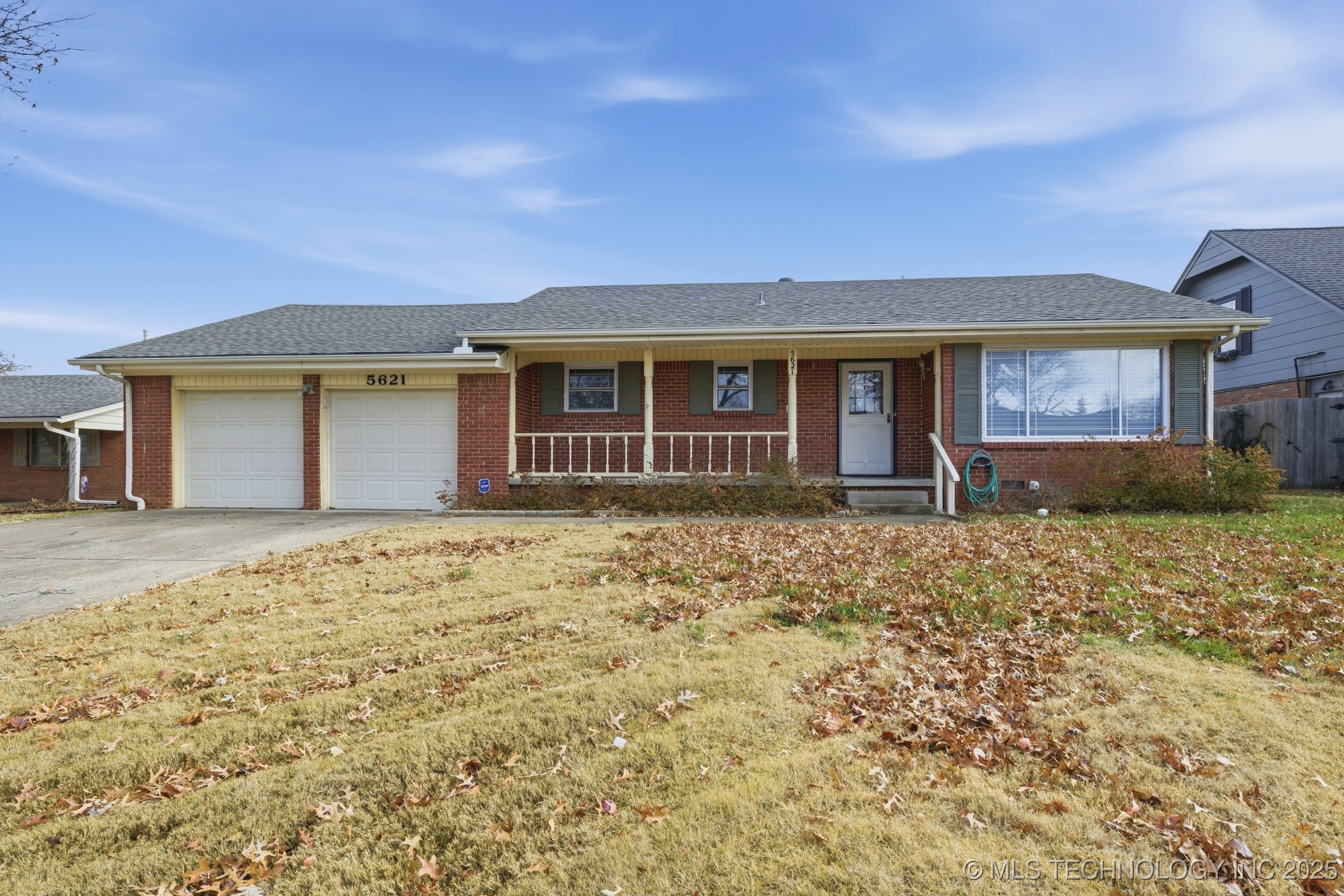 5621 S Indianapolis Avenue Property Photo 1