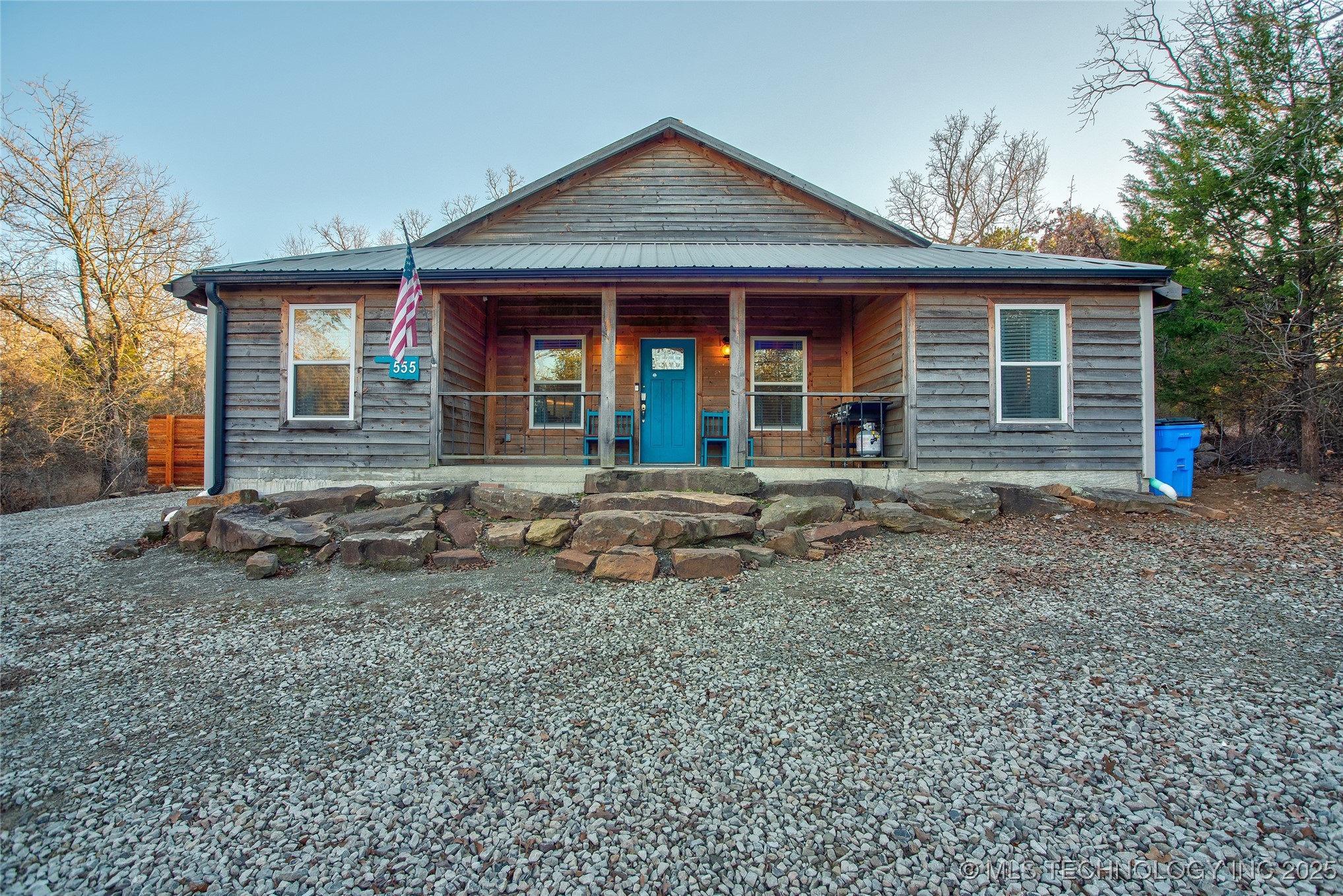 555 Williams Drive Property Photo 1