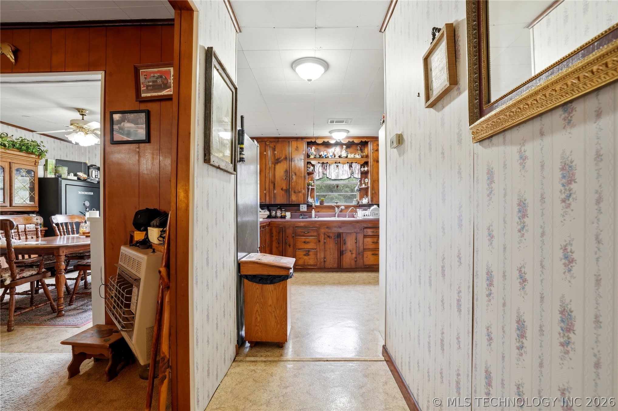 449315 Hwy 100 Property Photo 17