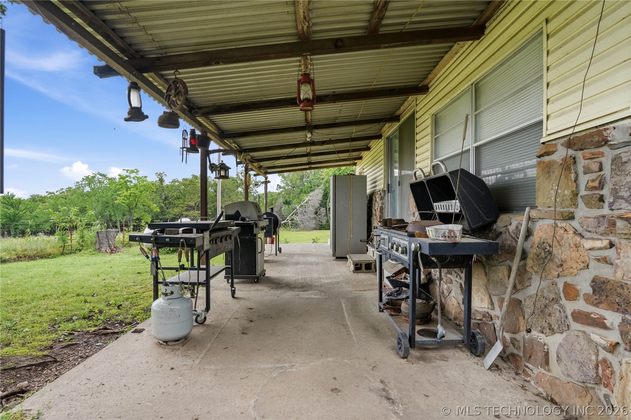 449315 Hwy 100 Property Photo 44