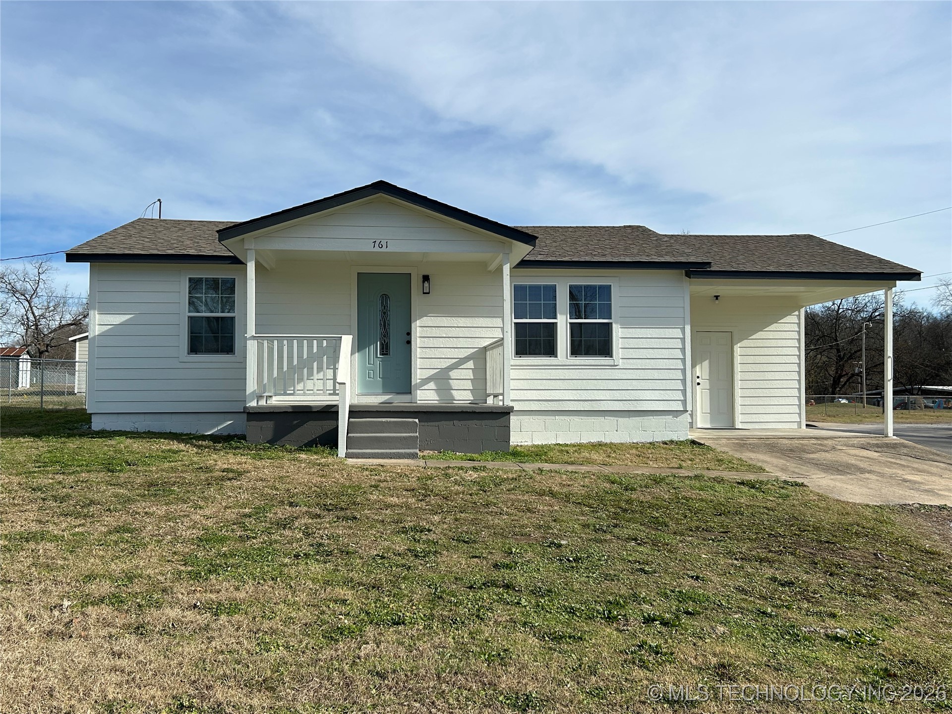 761 Bluff Avenue Property Photo 1