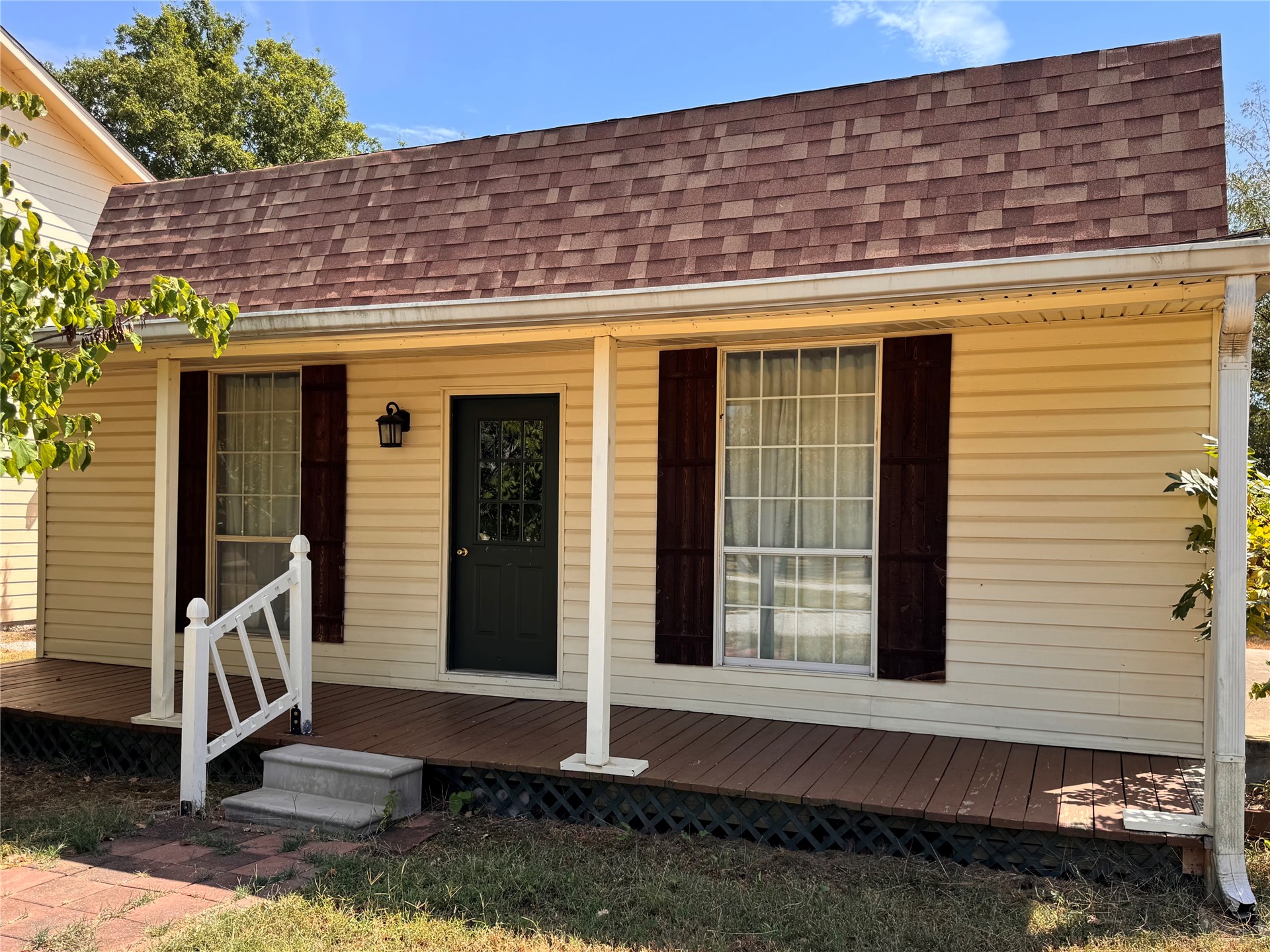 575 Majestic Hills Property Photo 4