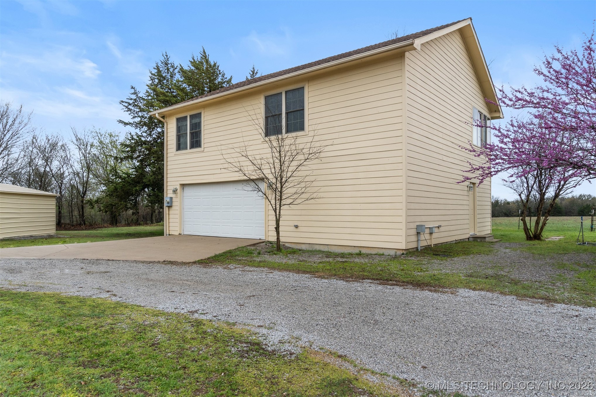 575 Majestic Hills Property Photo 31