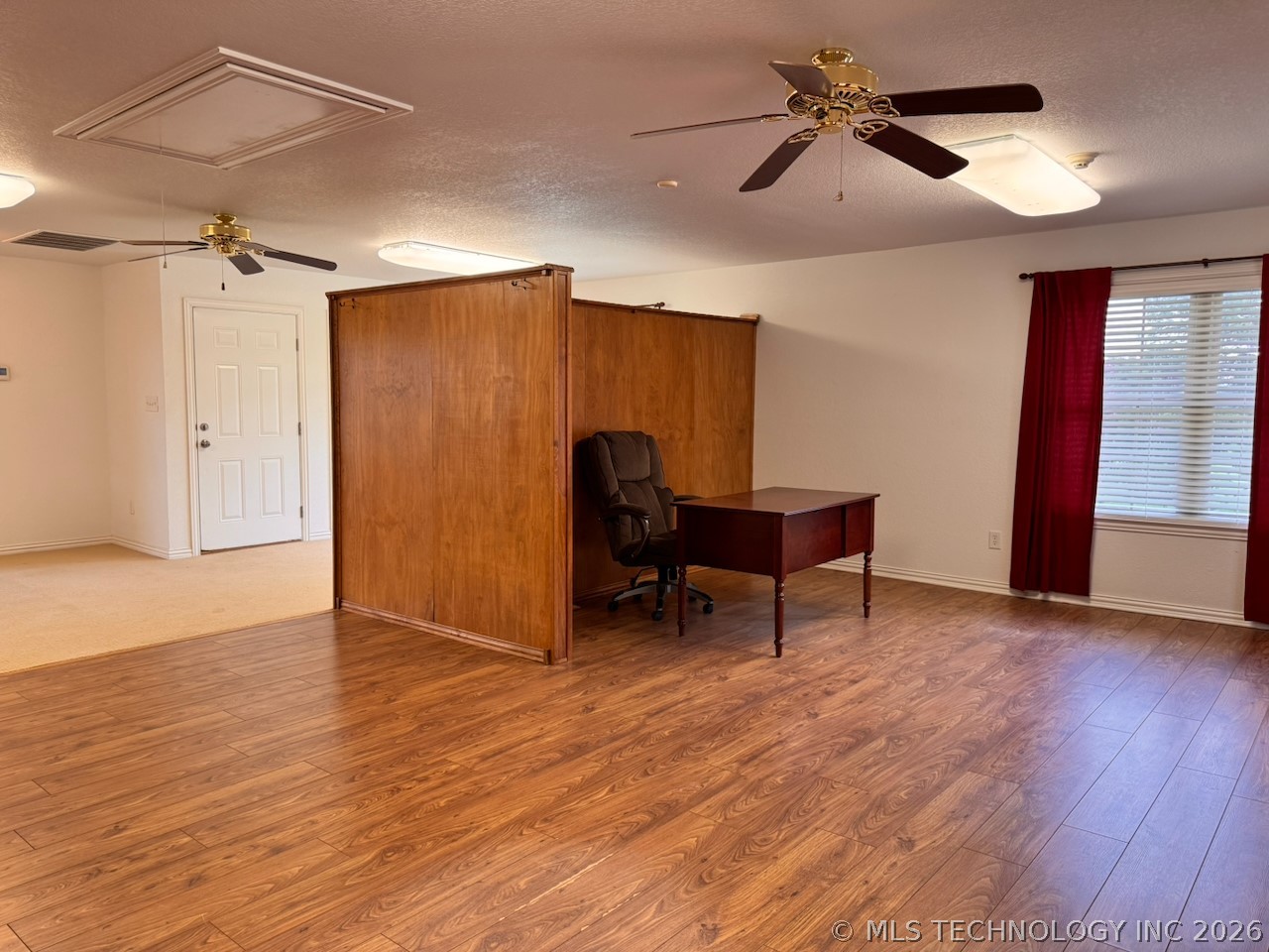 575 Majestic Hills Property Photo 34