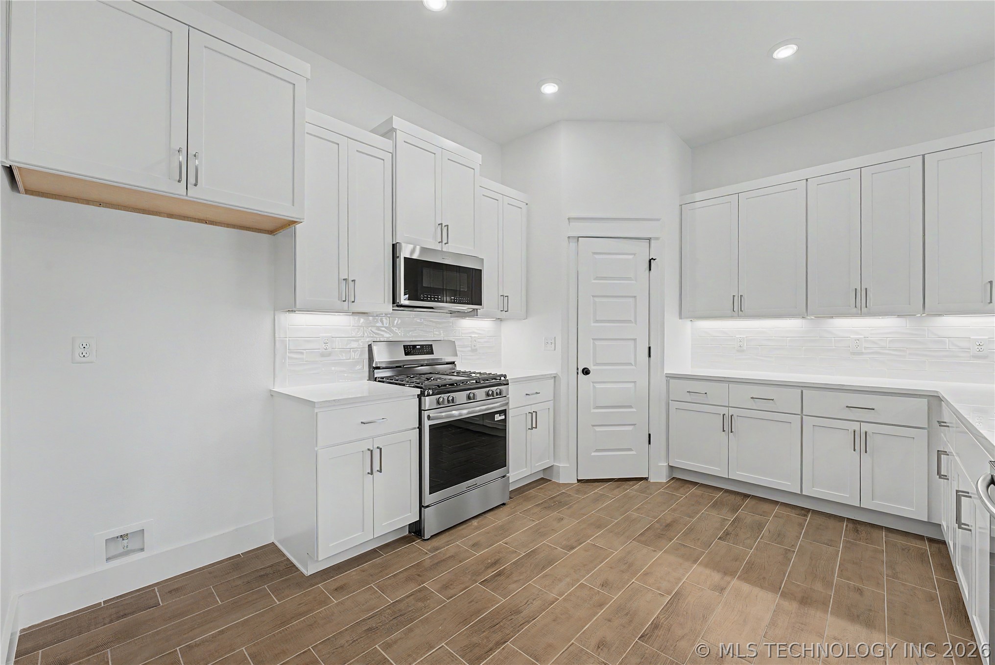 6203 N 30th Street Property Photo 6
