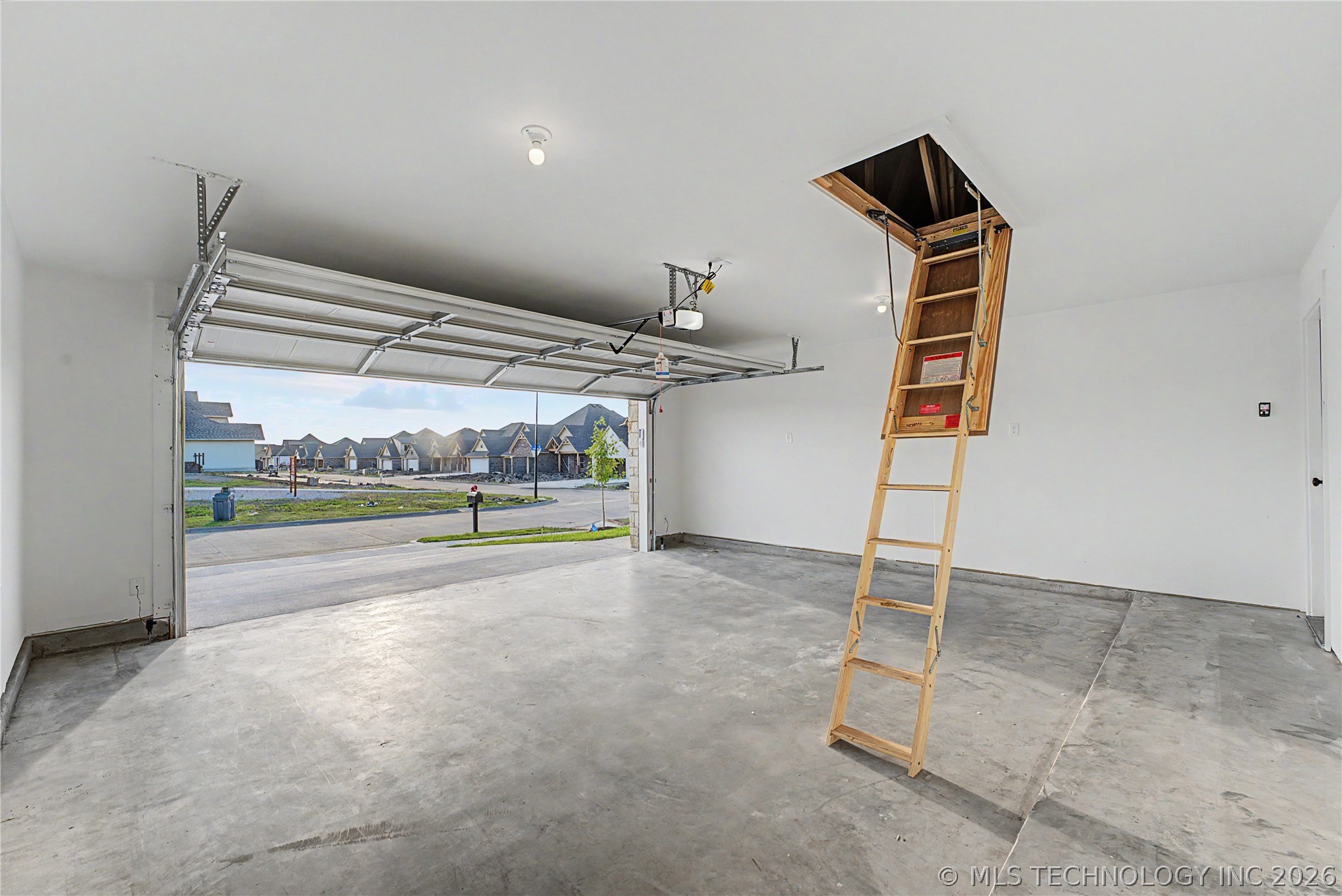 6113 N 30th Street Property Photo 27