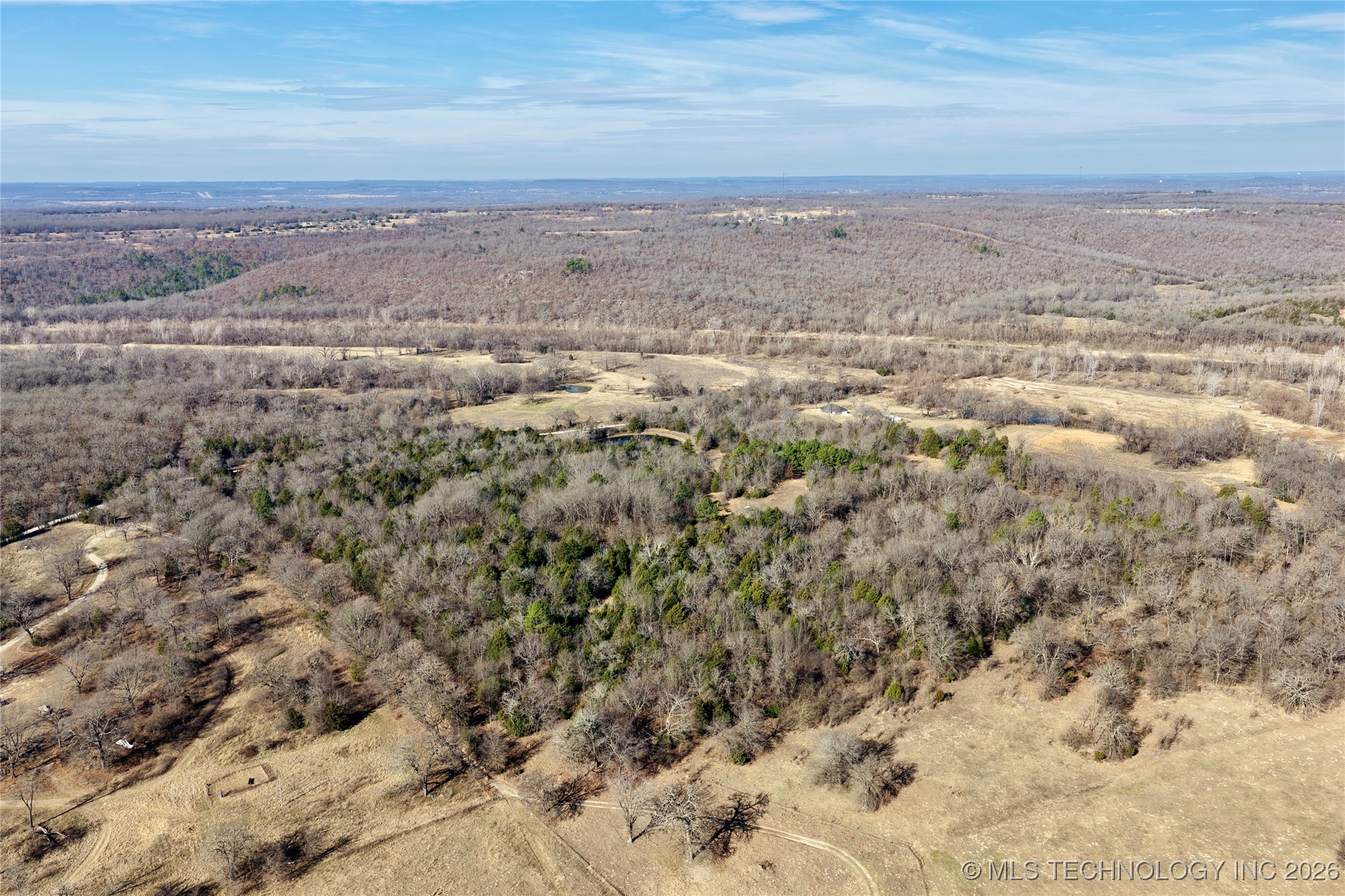110373 S 4043 Property Photo 11