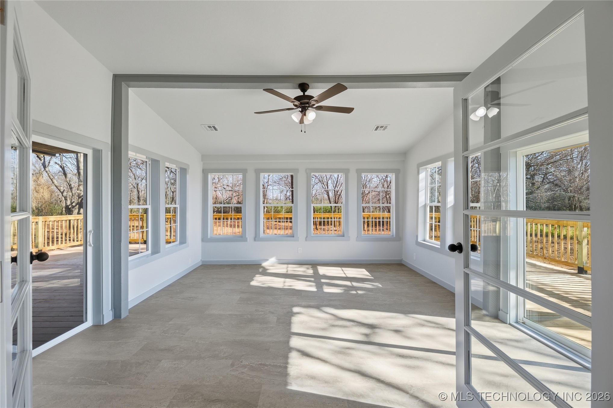 2850 Park Street Property Photo 14
