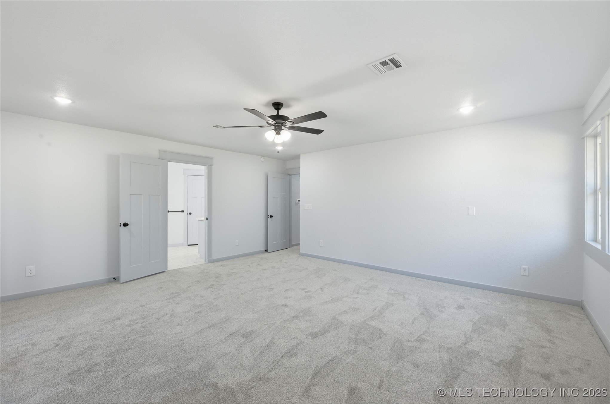 2850 Park Street Property Photo 28
