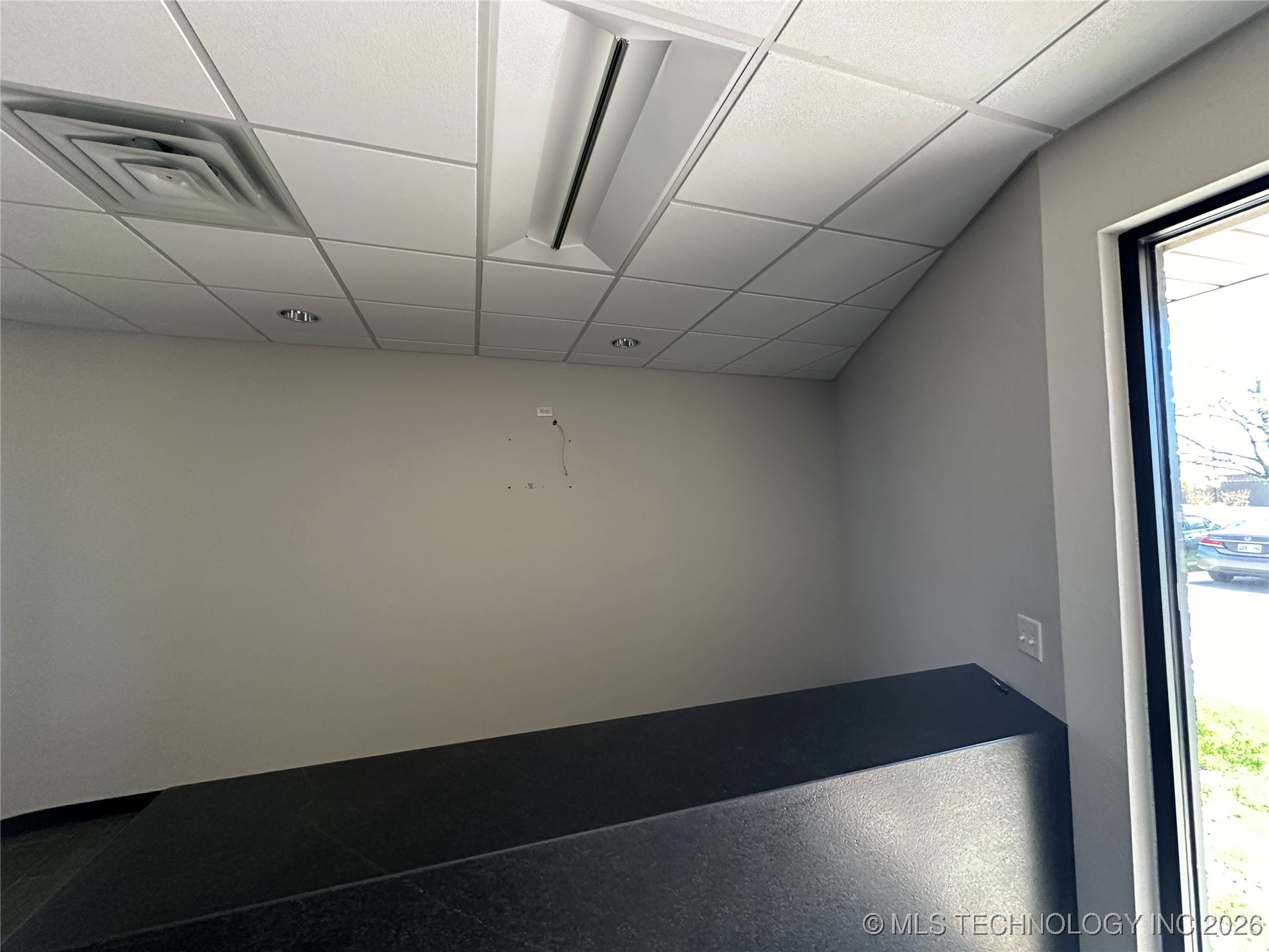 7100 N Classen Boulevard 400 Property Photo 20